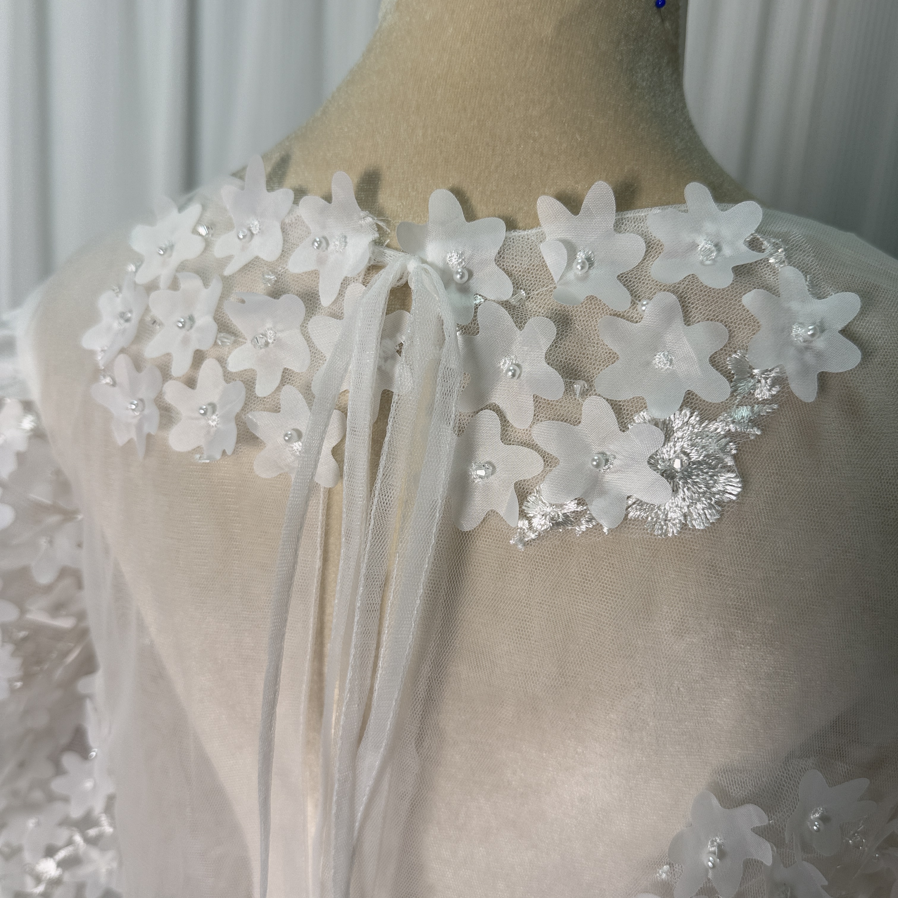 ビスチェボレロ 花モチーフ 3D立体レース刺繍 バルーンスリーブ プリンセスライン 結婚式