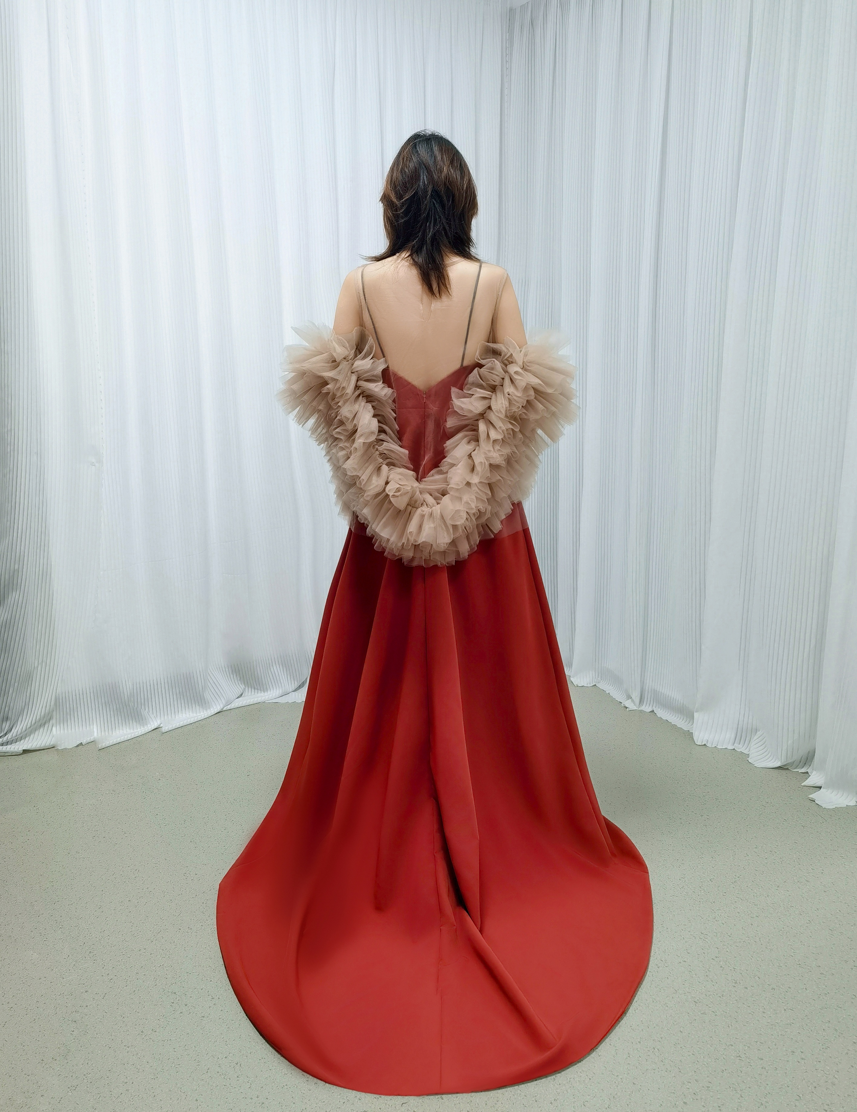 パーティードレス Vネック ツーピース テラコッタ色 トップス+キャミソール ラッフルフリル 前撮り