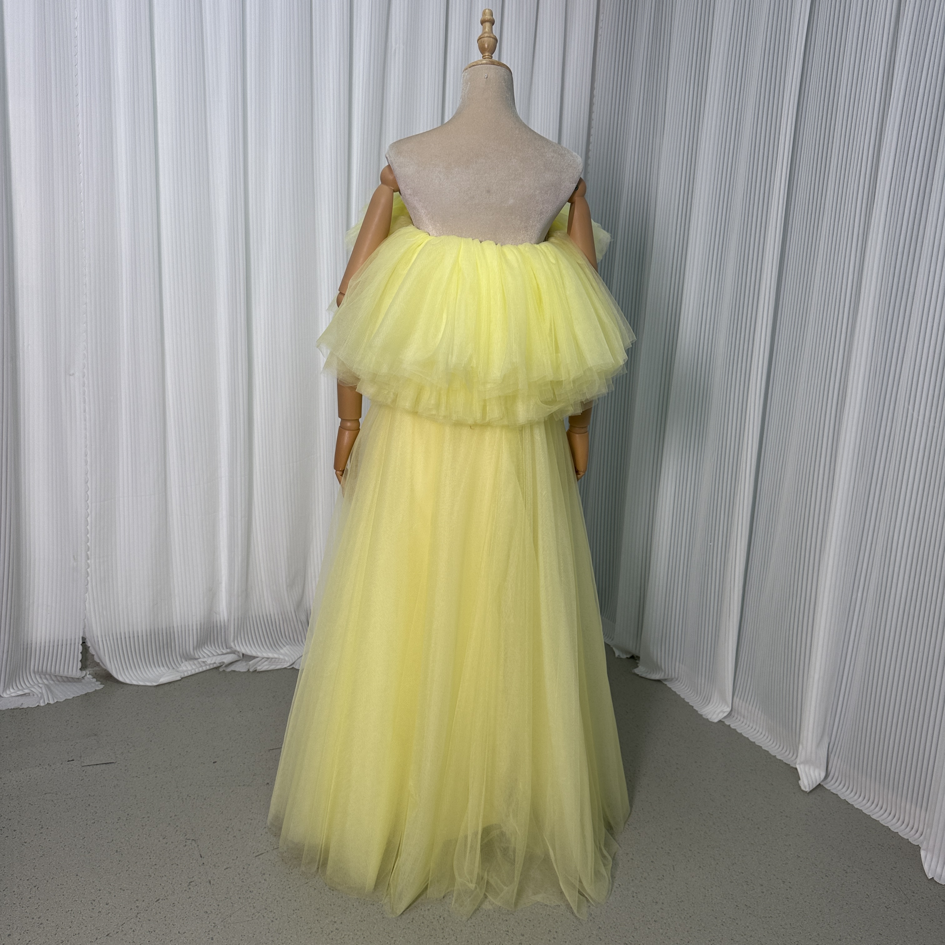 カラードレス イエロー ベアトップ ソフトチュール ボリュームドレス 音楽会/発表会など