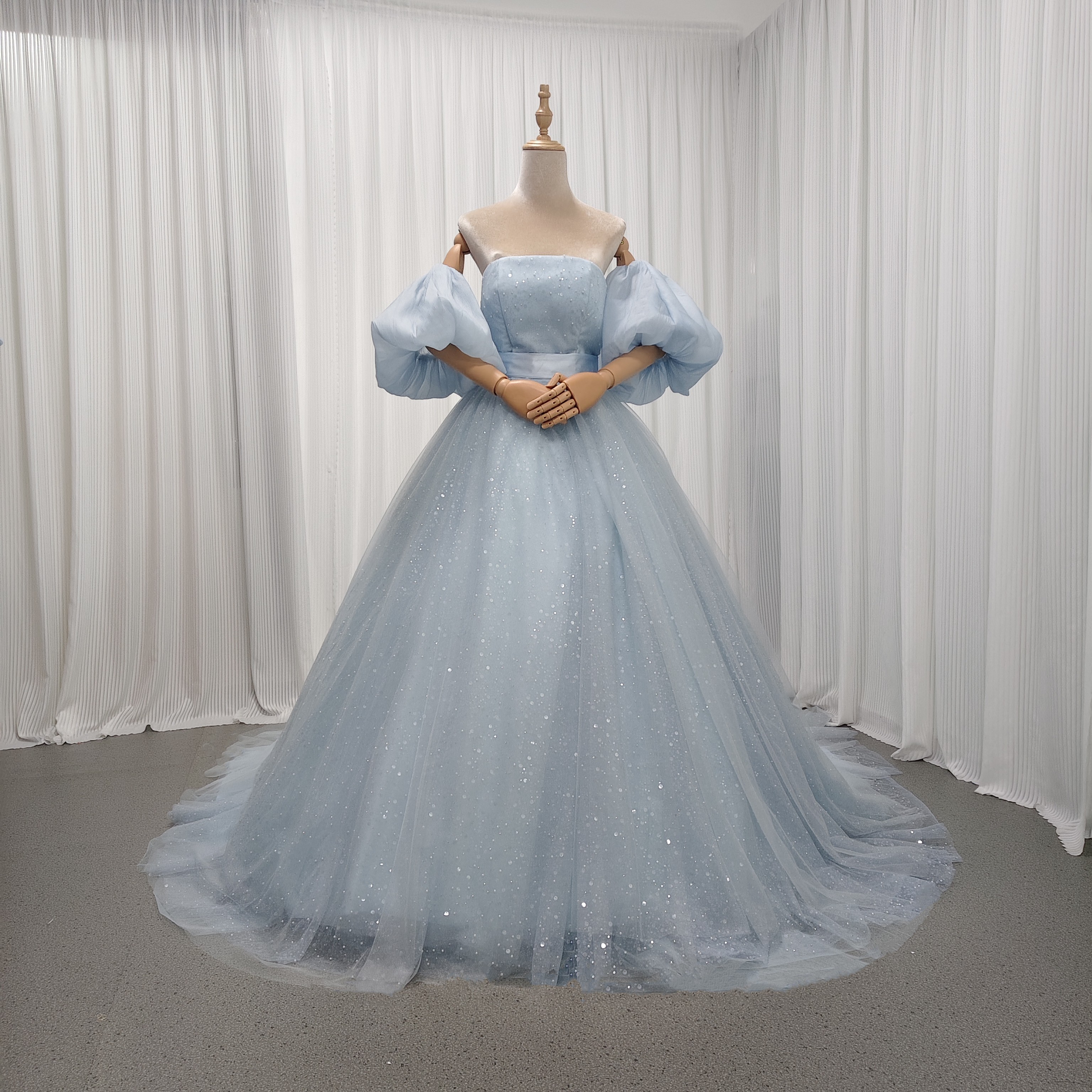 美品！カラードレス 水色 パフスリーブ ツーピース ラッフルフリル キラキラチュール リボントレーン 花嫁