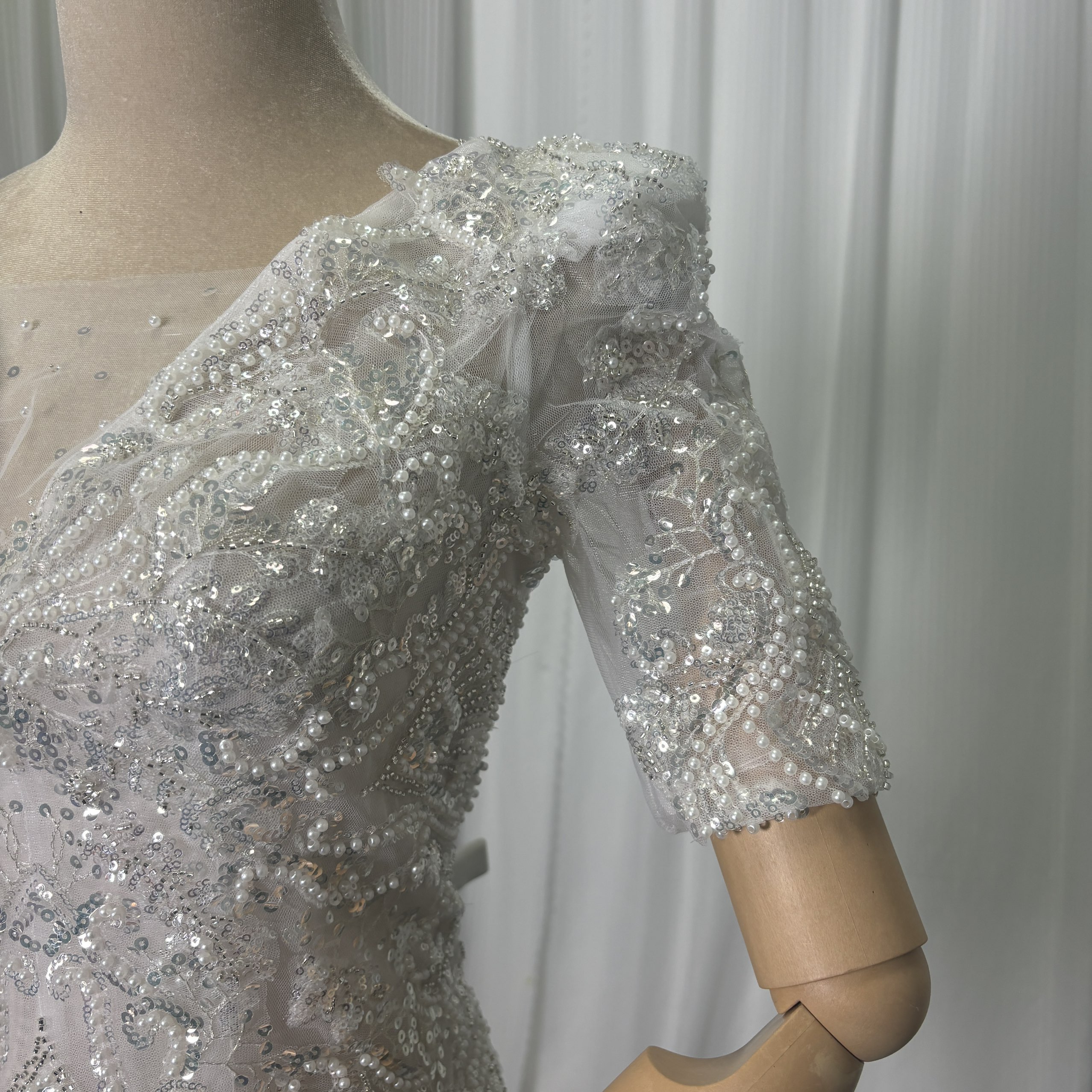 ボレロ 半袖 3D立体レース刺繍 くるみボタン ビーズ キラキラスパンコール 結婚式/披露宴