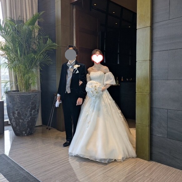 実例写真！パフスリーブ オフホワイト 取り外し袖 ソフトチュール ストレッチ 花嫁/ウェディングドレス