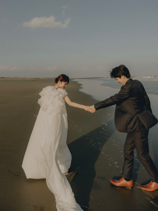 実例写真！リボン ふわふわ 可愛い ふんわりシフォン ブライダル 前撮り 抜群のおしゃれ見え