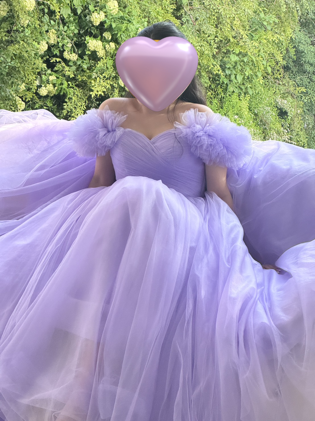 実例写真！カラードレス オーキッド オフショルダー チュールドレス くるみボタン フリル袖 ふわふわドレス 謝恩会