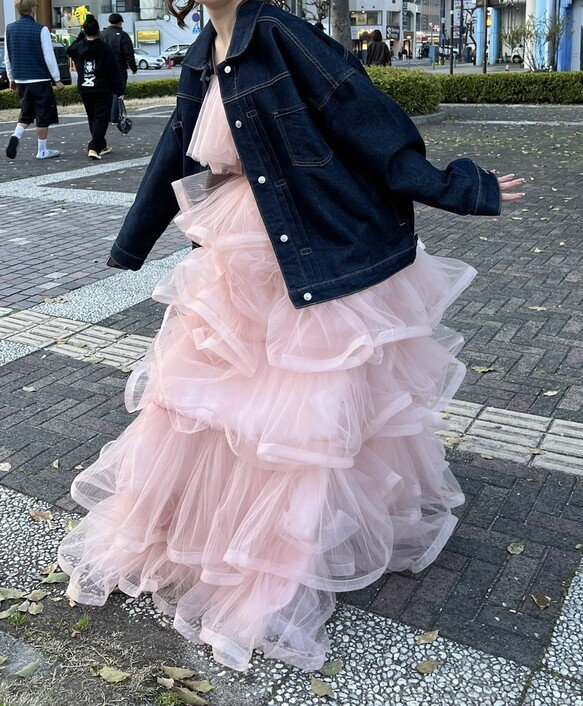 実例写真！カラードレス 薄ピンク キャミソール プリーツドレス 可愛い 編み上げ 前撮り