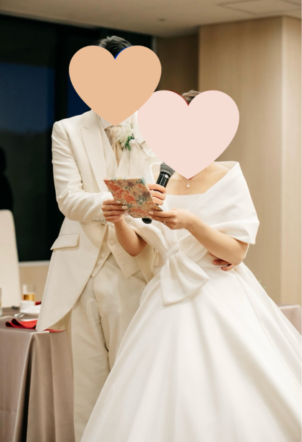 実例写真！取り外しオフショルダーのみ オフホワイト マット生地 デザイン感 結婚式 抜群のおしゃれ見え