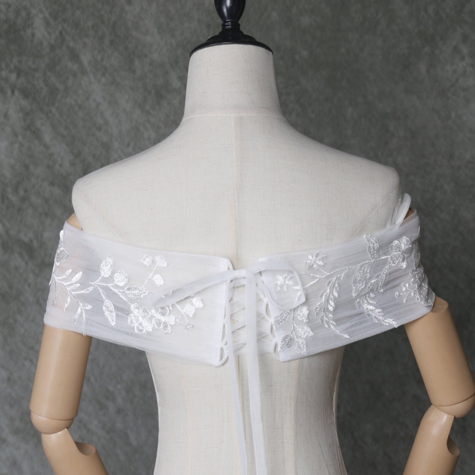 送料無料！上品レースオフショルダーのみ　ドレスアレンジ　付け襟　サイズ調整可能　ウエディングドレス小物