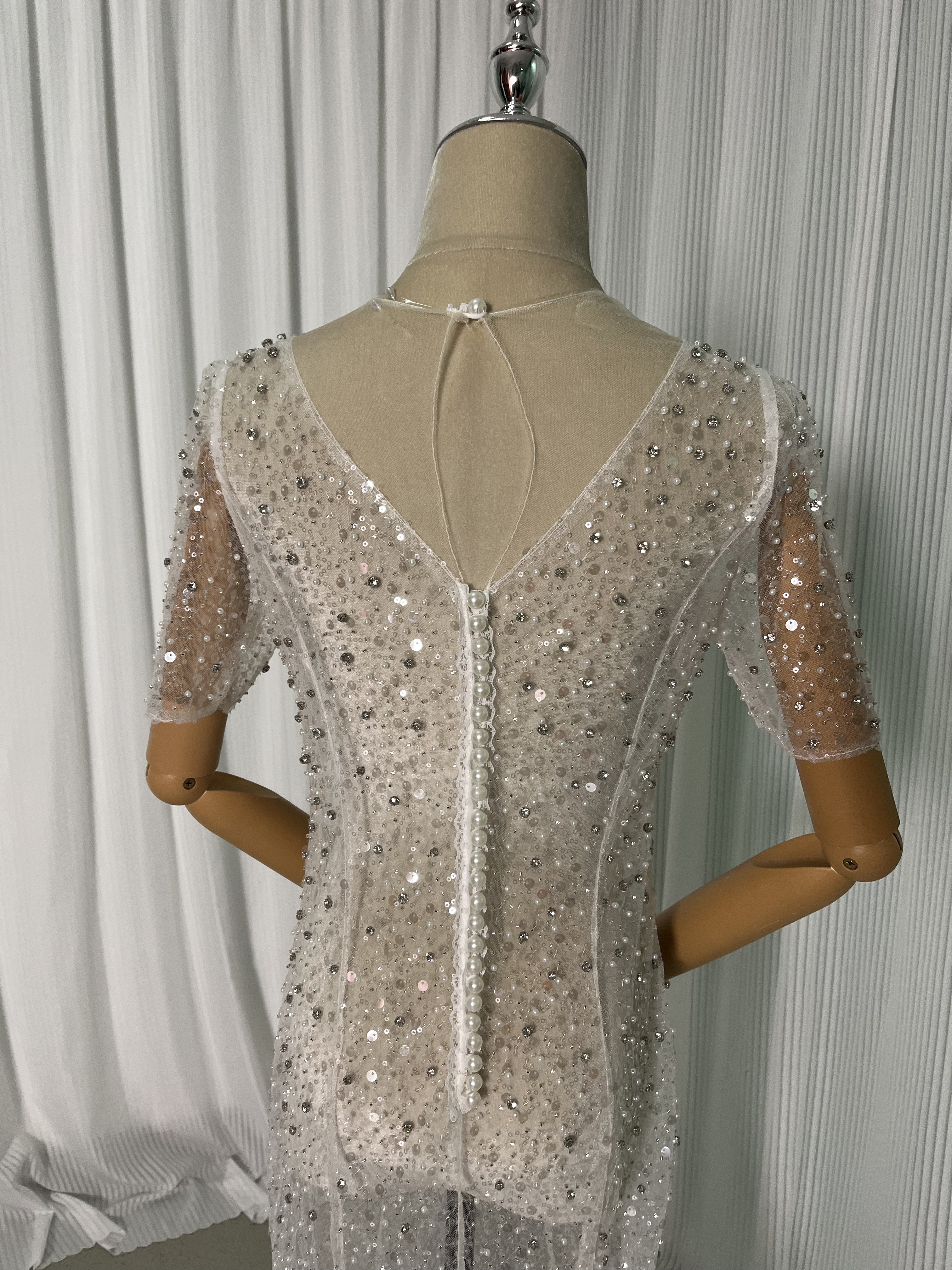 オーバードレス ウエディングドレス 半袖 マーメイドライン キラキラスパンコール ビーズ 結婚式