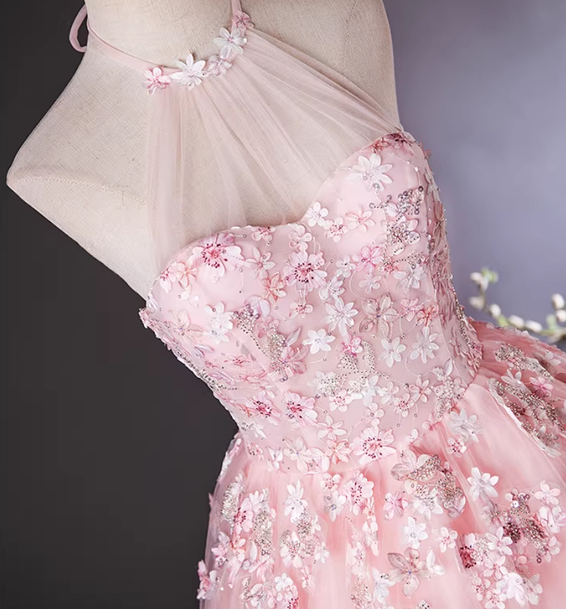 上品！カラードレス ピンク ホルターネック 花モチーフ フレアスカート 編み上げ ロング 披露宴