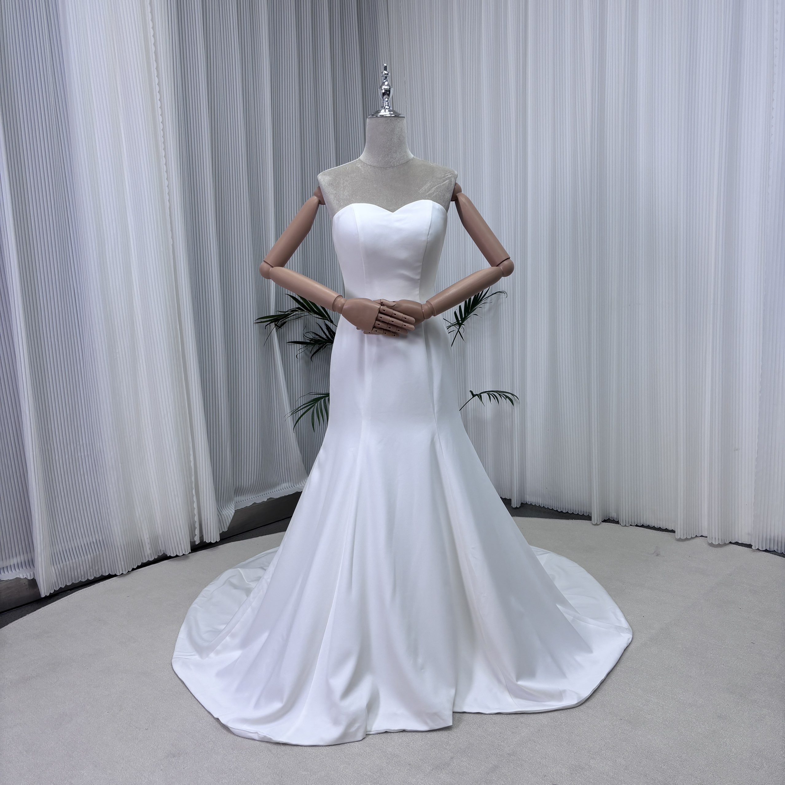 エレガント ウエディングドレス クレープ生地 取り外しオフショルダー マーメイドライン 編み上げ 結婚式