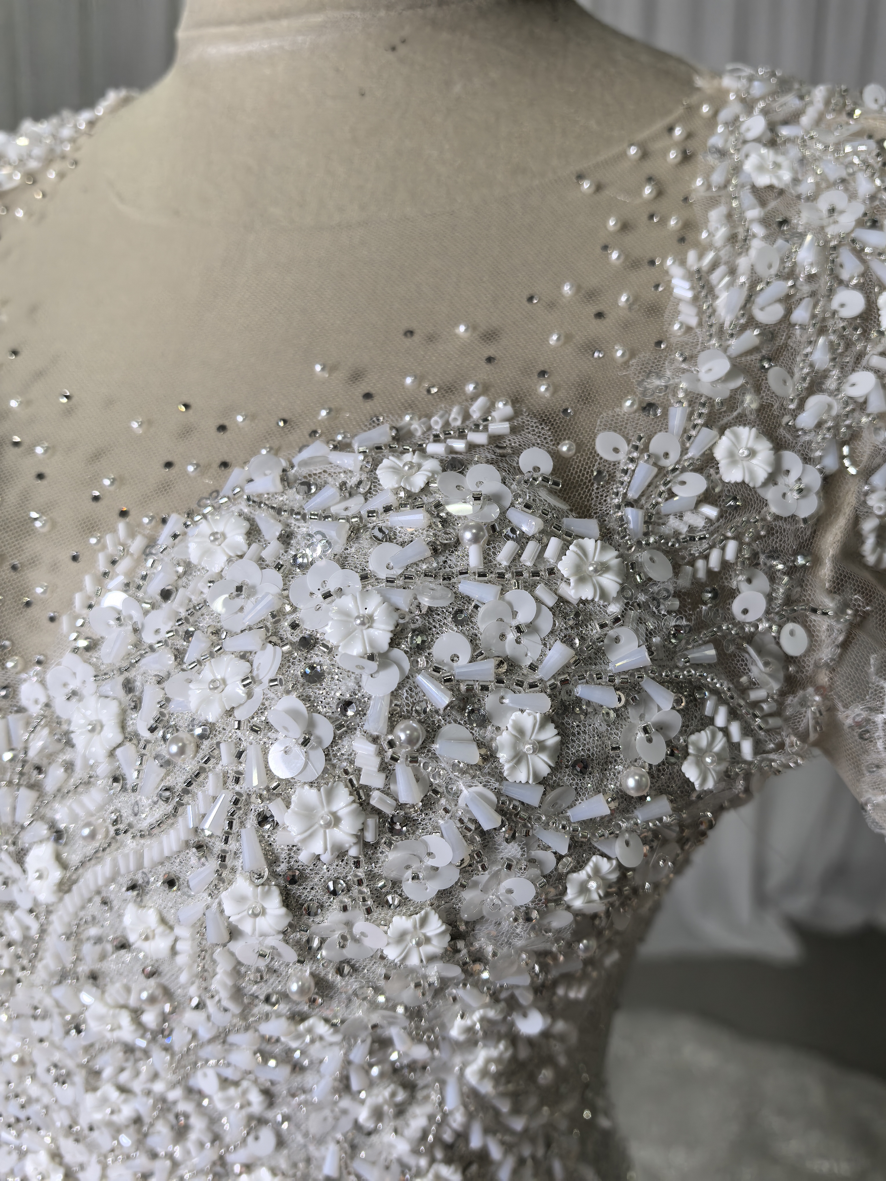 華やか ウエディングドレス 韓国風ドレス マーメイドライン グリッタードレス ハンドメイド 結婚式 花嫁