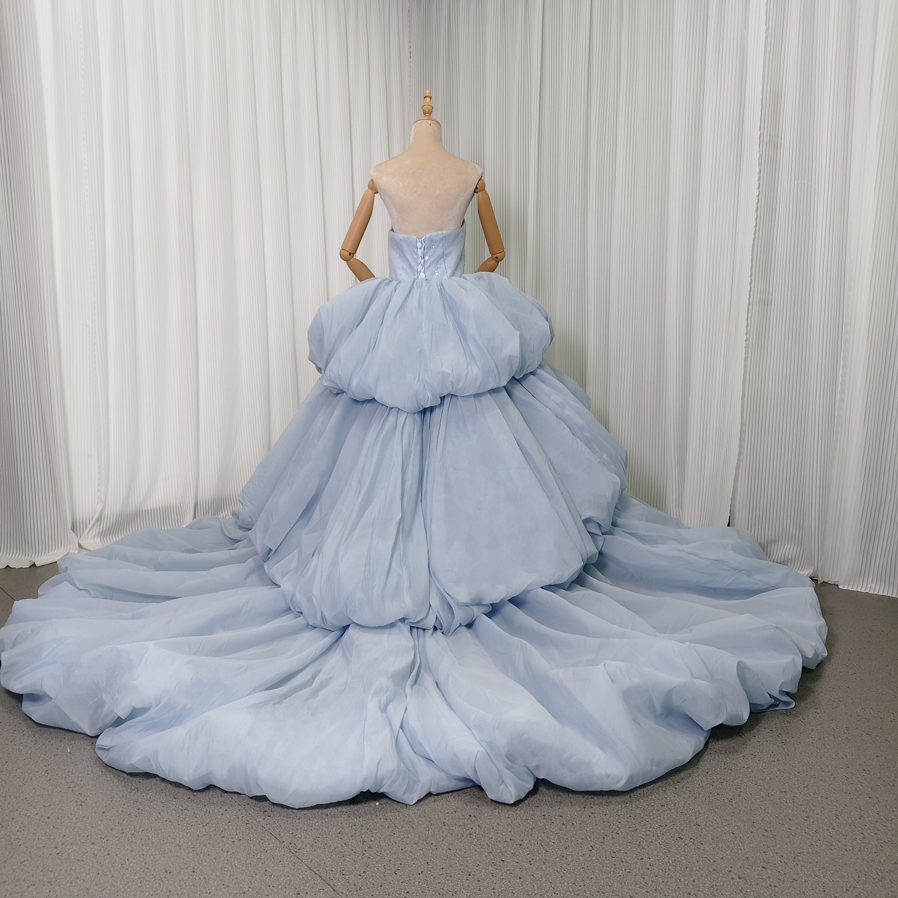 美品！カラードレス 水色 パフスリーブ ツーピース ラッフルフリル キラキラチュール リボントレーン 花嫁