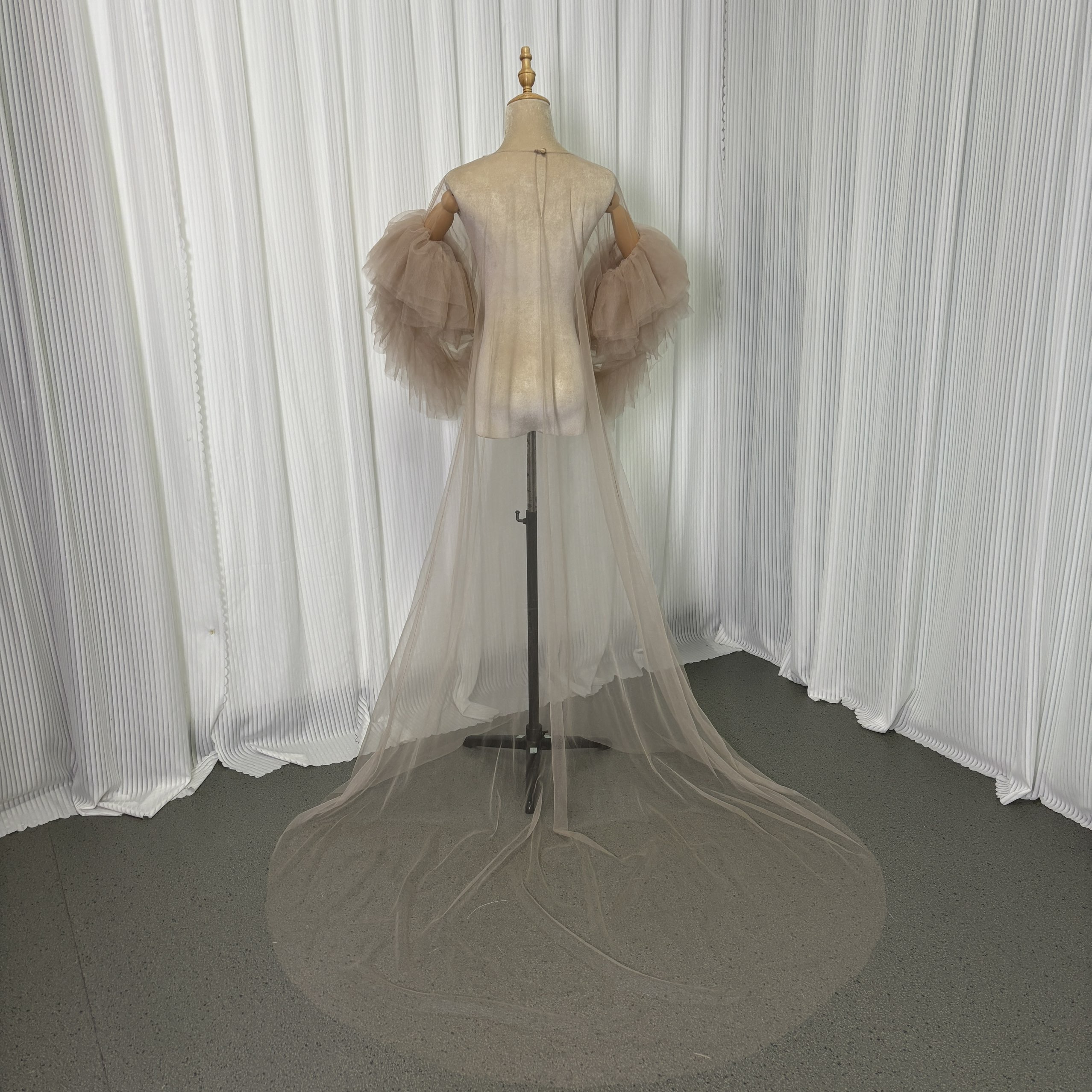 オーバードレス ブラウン 長袖 ラッフルフリル オートクチュール エレガント 前撮り