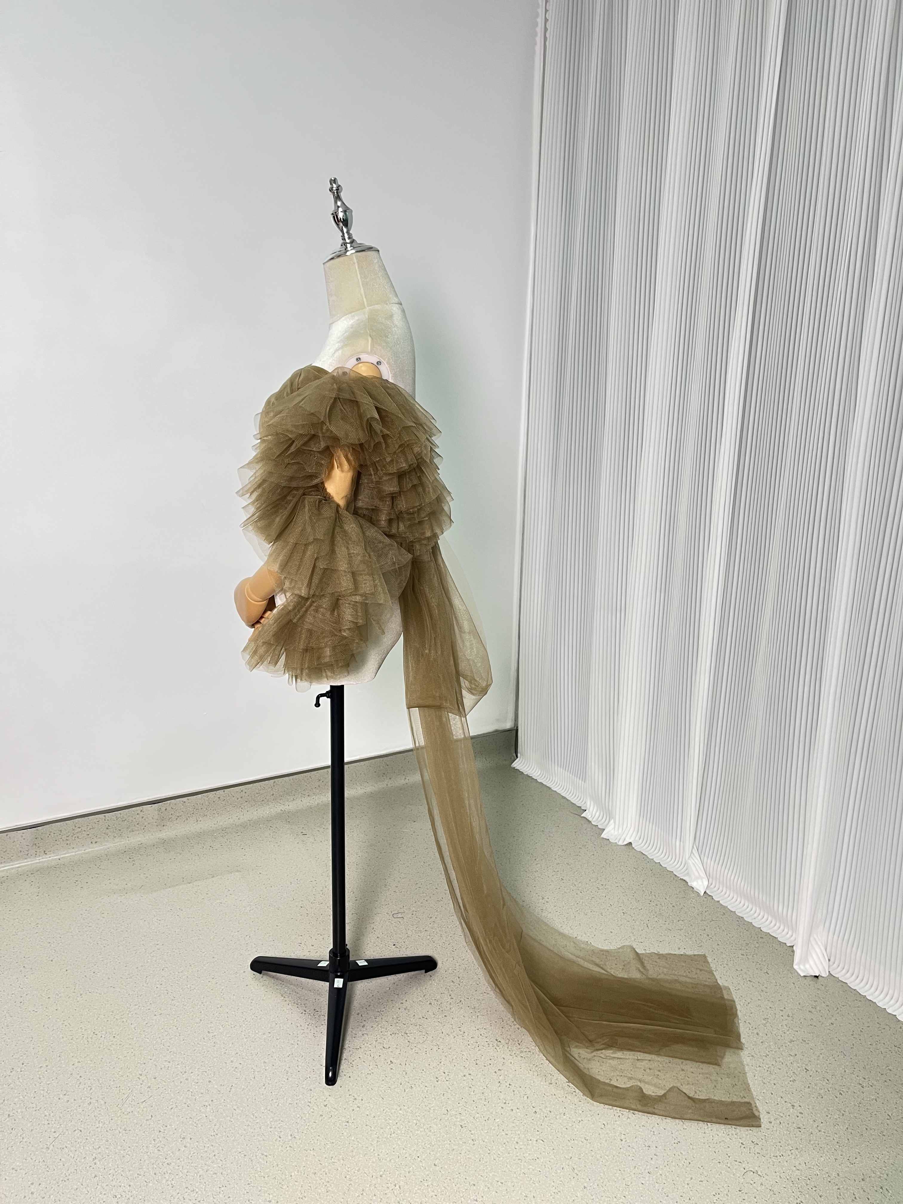 人気上昇！ ドレスアレンジ用トップスのみ　ボレロ　ソフトチュール グリーン ベール風ポンチョ 花嫁