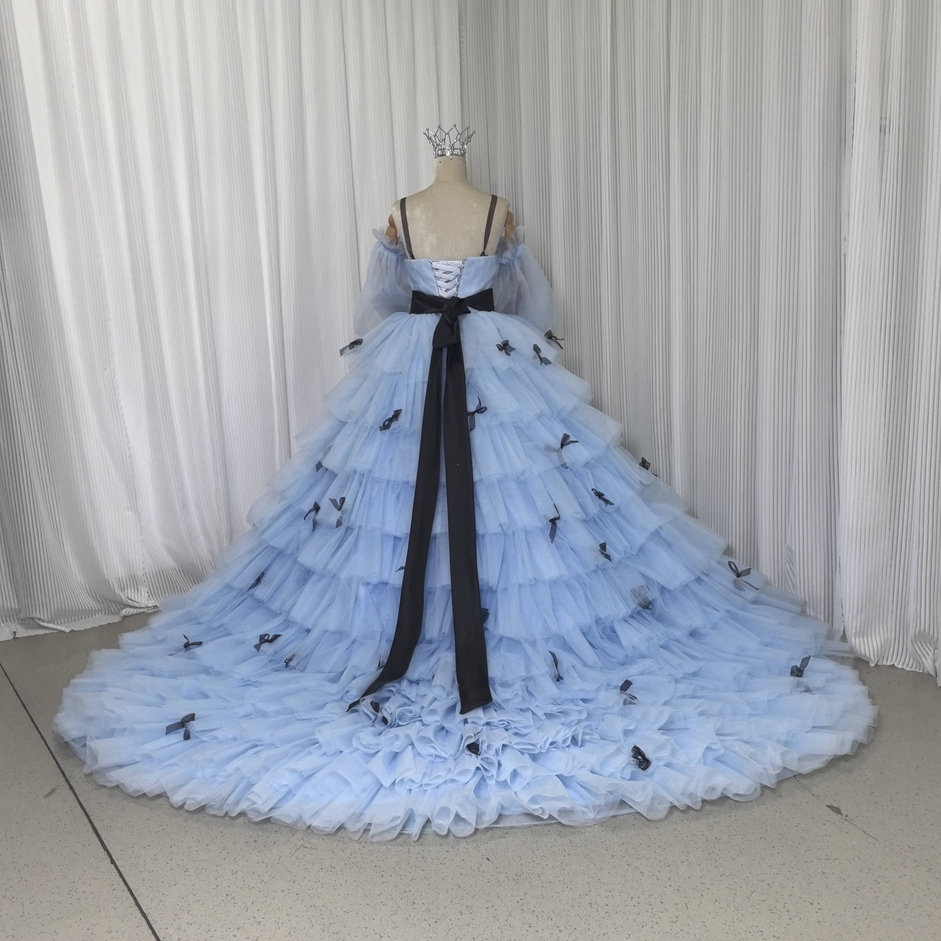 カラードレス ブルー ベアトップ シースルー袖 リボン 姫袖 プリンセスライン チュールドレス 花嫁