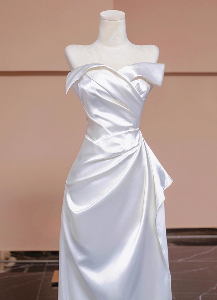 ウェディングドレス ベアトップ ハンドドレープ マーメイドライン デザイン感 結婚式