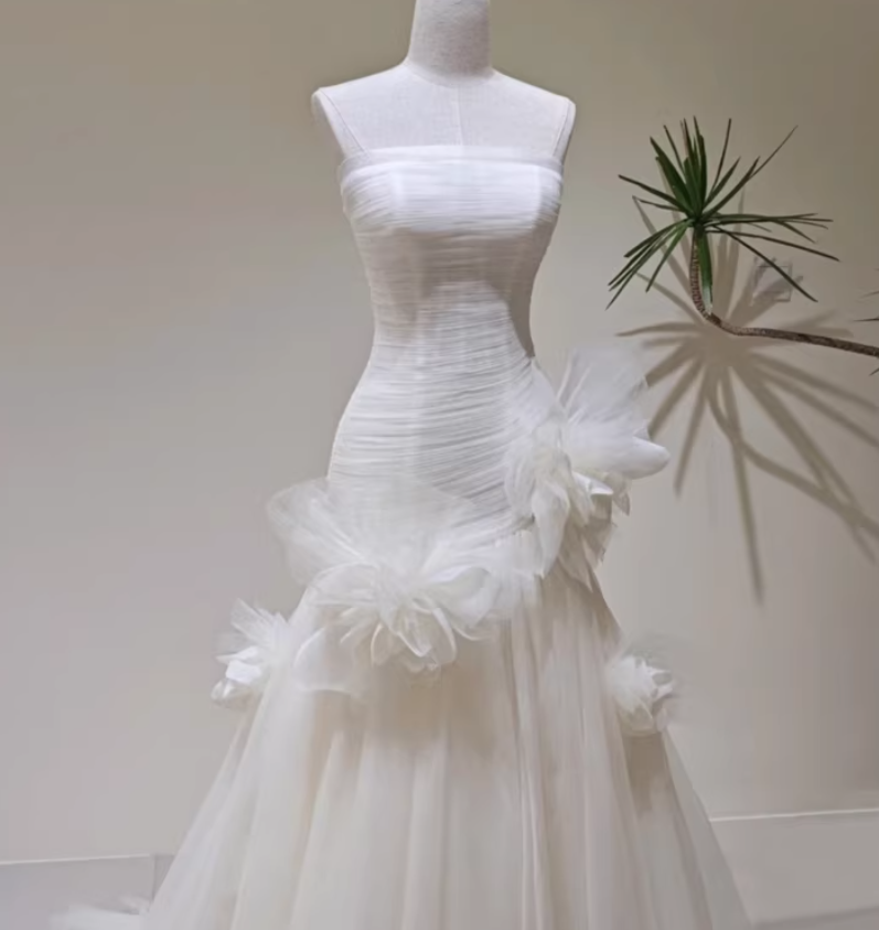 フランス風 ウェディングドレス ベアトップ 3D立体花レース刺繍 マーメイドライン 編み上げ 結婚式