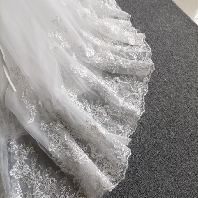 実例写真！2ways ウェディングドレス ベアトップ オーバースカート マーメイドライン 流れる透け花レース 花嫁 前撮り