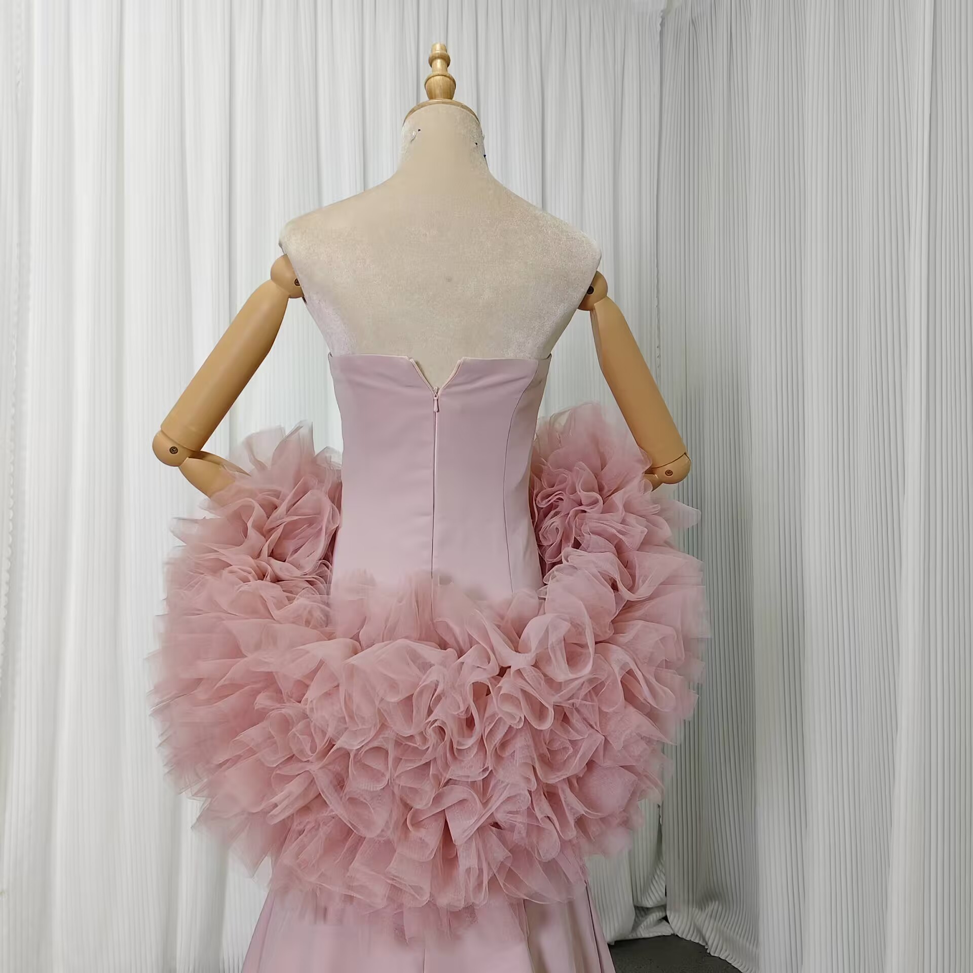 ポンチョのみ ソフトチュール ラッフルフリル ピンク 抜群におしゃれ度が際立つ オーダーメイド お色直し