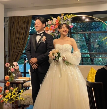 実例写真！パフスリーブ 可愛い ソフトチュール キラキラ光る刺繍 ストレッチ ウェディングドレス 前撮り