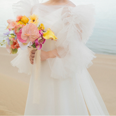 実例写真！人気上昇！2ways トップス+キャミソール Vネック スレンダーライン 結婚式 前撮り