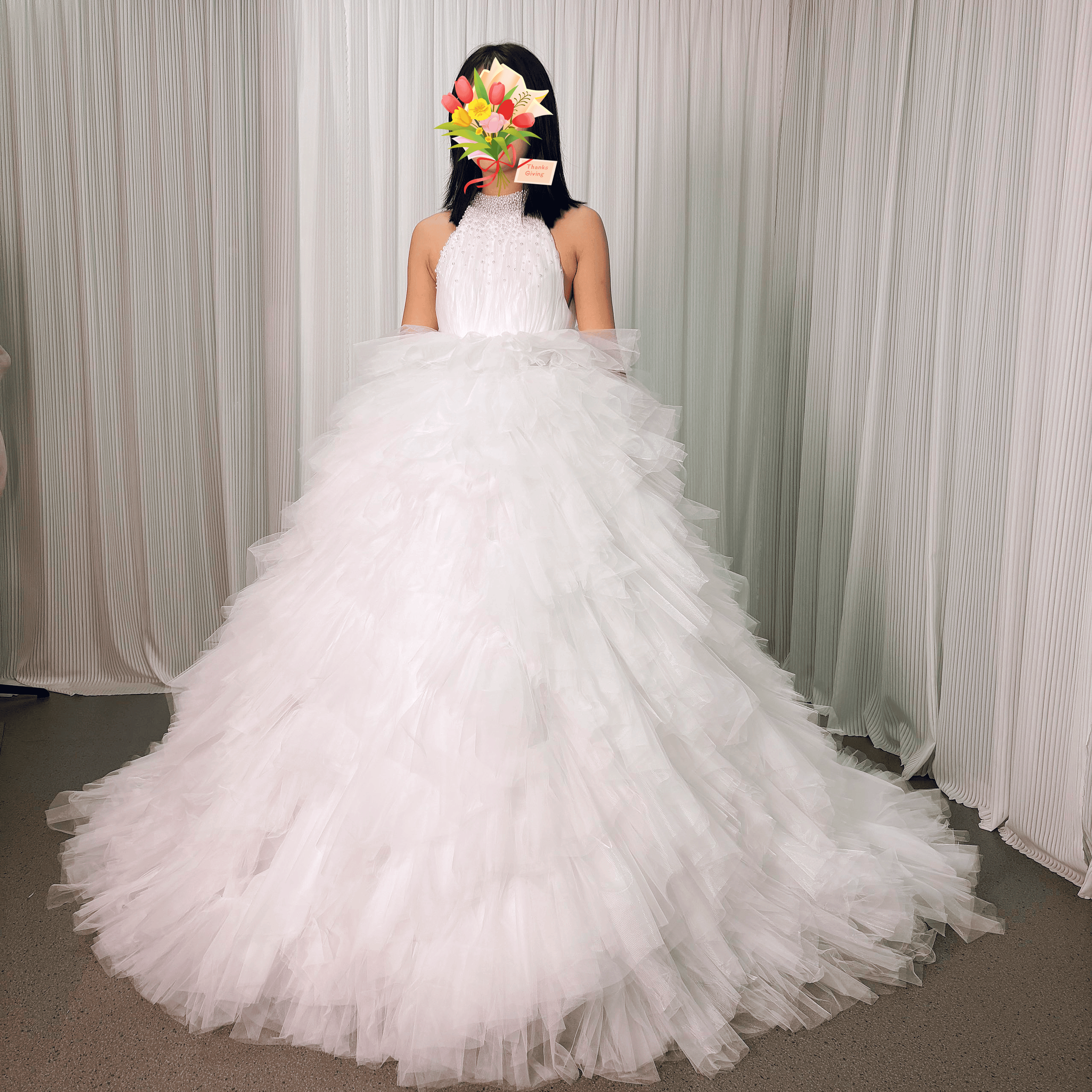 豪華！ウェディングドレス ホルターネック パール もこもこドレス 背中見せ 結婚式 前撮り