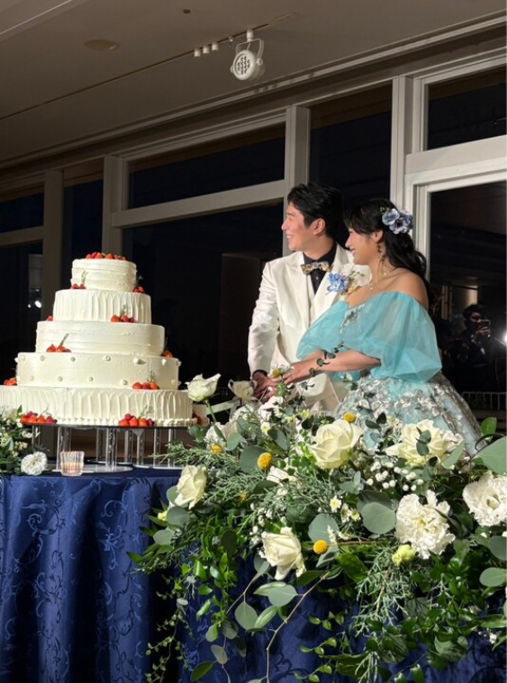 実例写真！パフスリーブ ブルー ソフトチュール ストレッチ ブライダル 結婚式 前撮り 可愛い