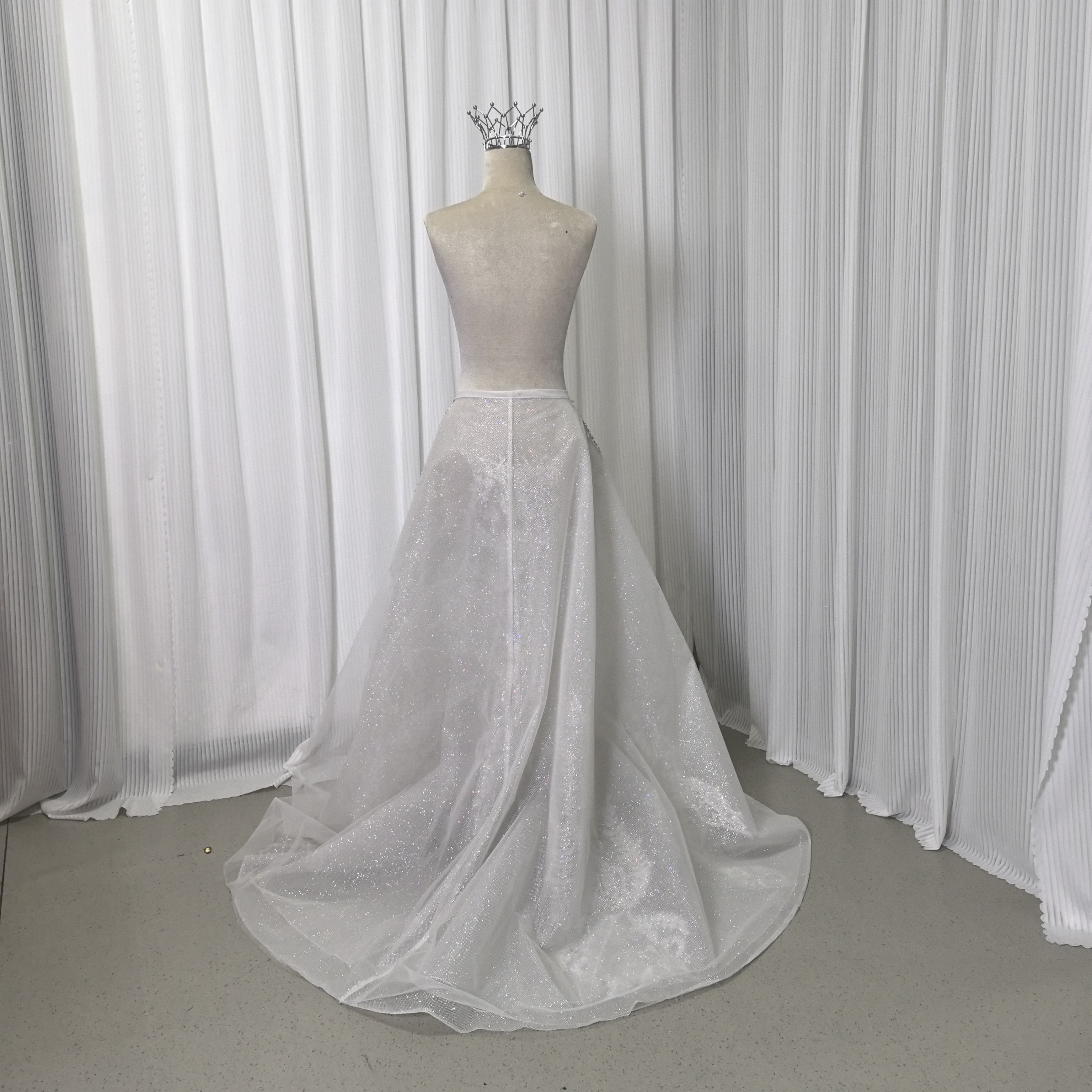 華やか オーバースカート 3D立体レース刺繍 キラキラチュール 披露宴 結婚式 前撮り