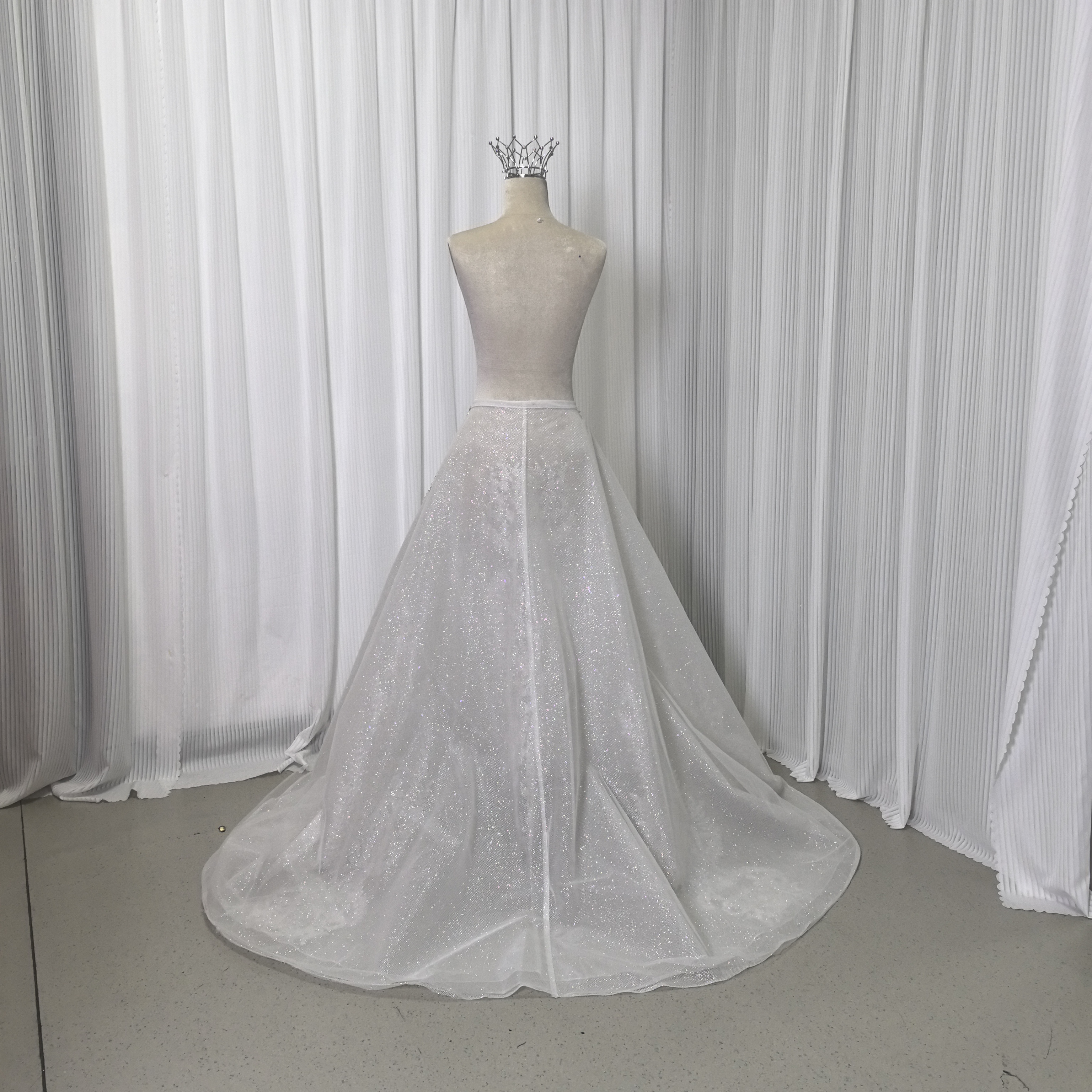華やか オーバースカート 3D立体レース刺繍 キラキラチュール 披露宴 結婚式 前撮り