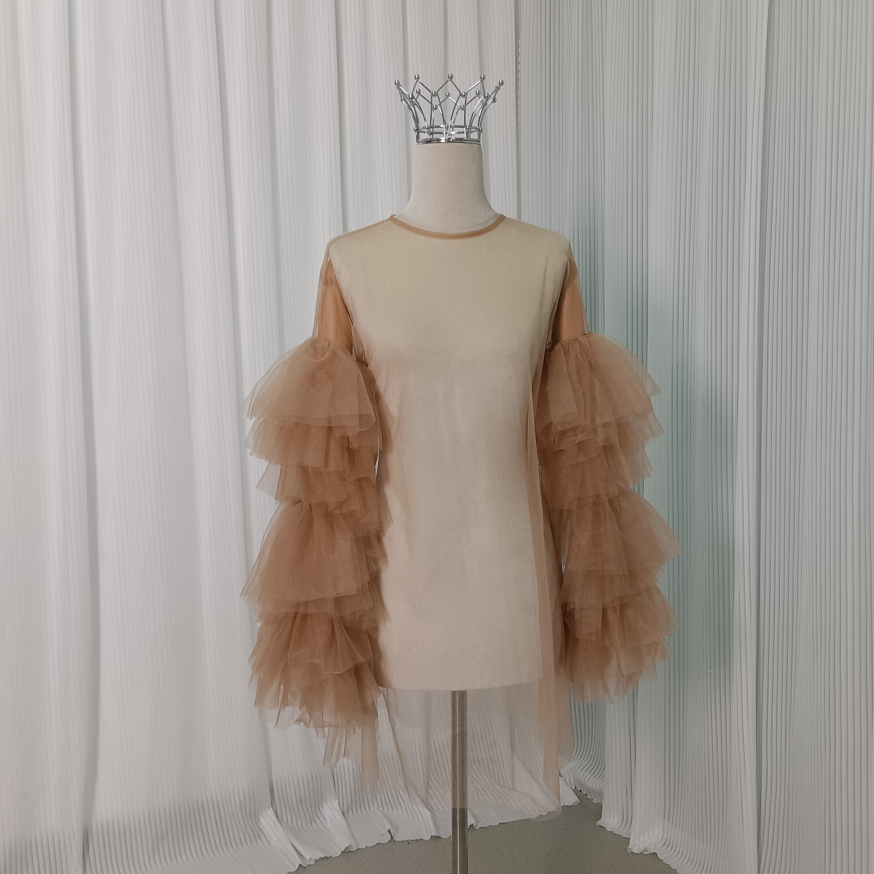 トップス ソフトチュール ベージュ レイヤードドレス ロングスリーブ カーディガン 二次会