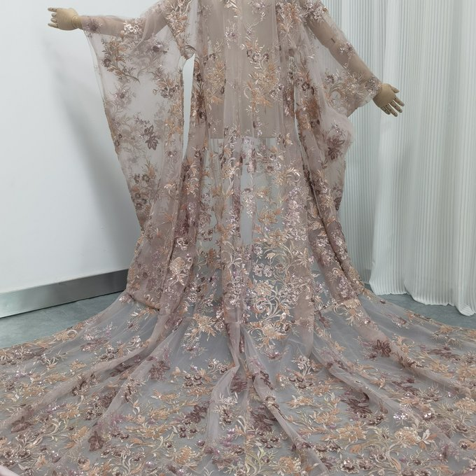 実例写真！ピンク オーガンジー打掛 キラキラ光る刺繍 着物 オーバードレス レース羽織 お色直し