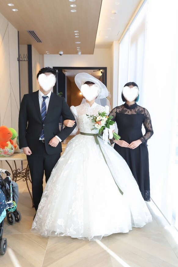 実例写真！ボレロ 長袖 クラシカル 流れる透け花レース 花嫁/ウェディングドレス