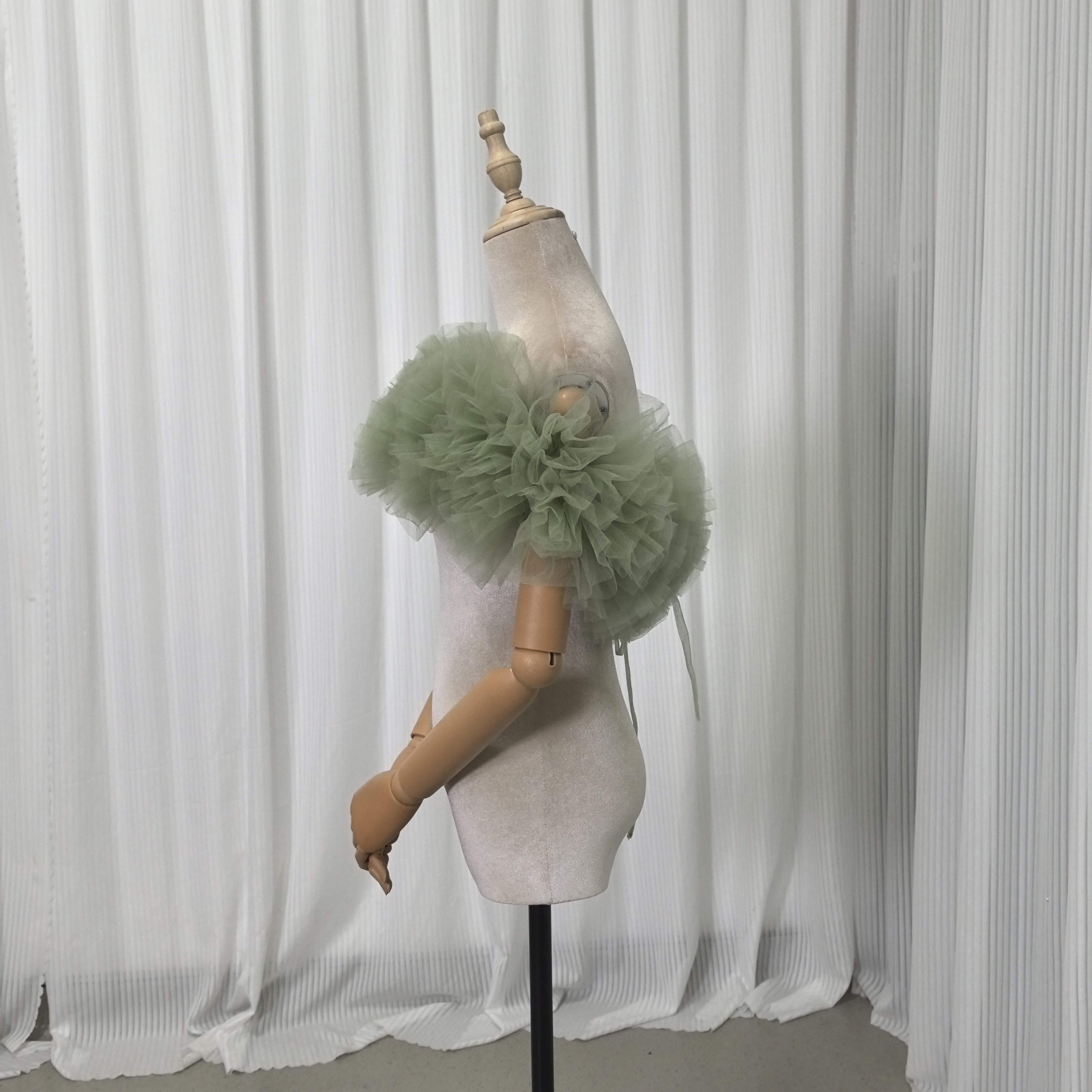 取り外しオフショルダー グリーン ラッフルフリル 編み上げ 花嫁/ウェディングドレス 可愛い