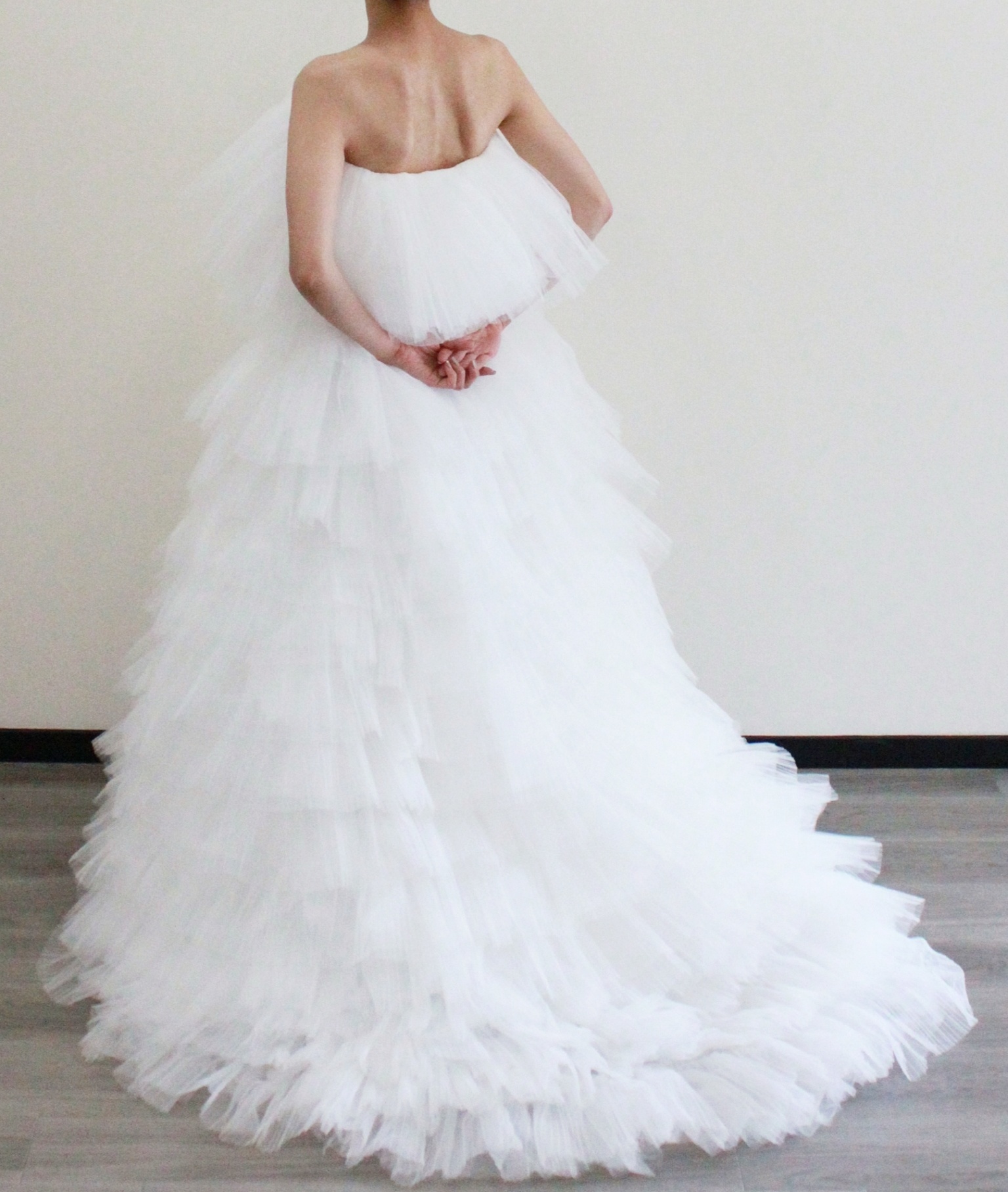 エレガント ウエディングドレス ベアトップ プリーツドレス プリンセスライン 花嫁 前撮り