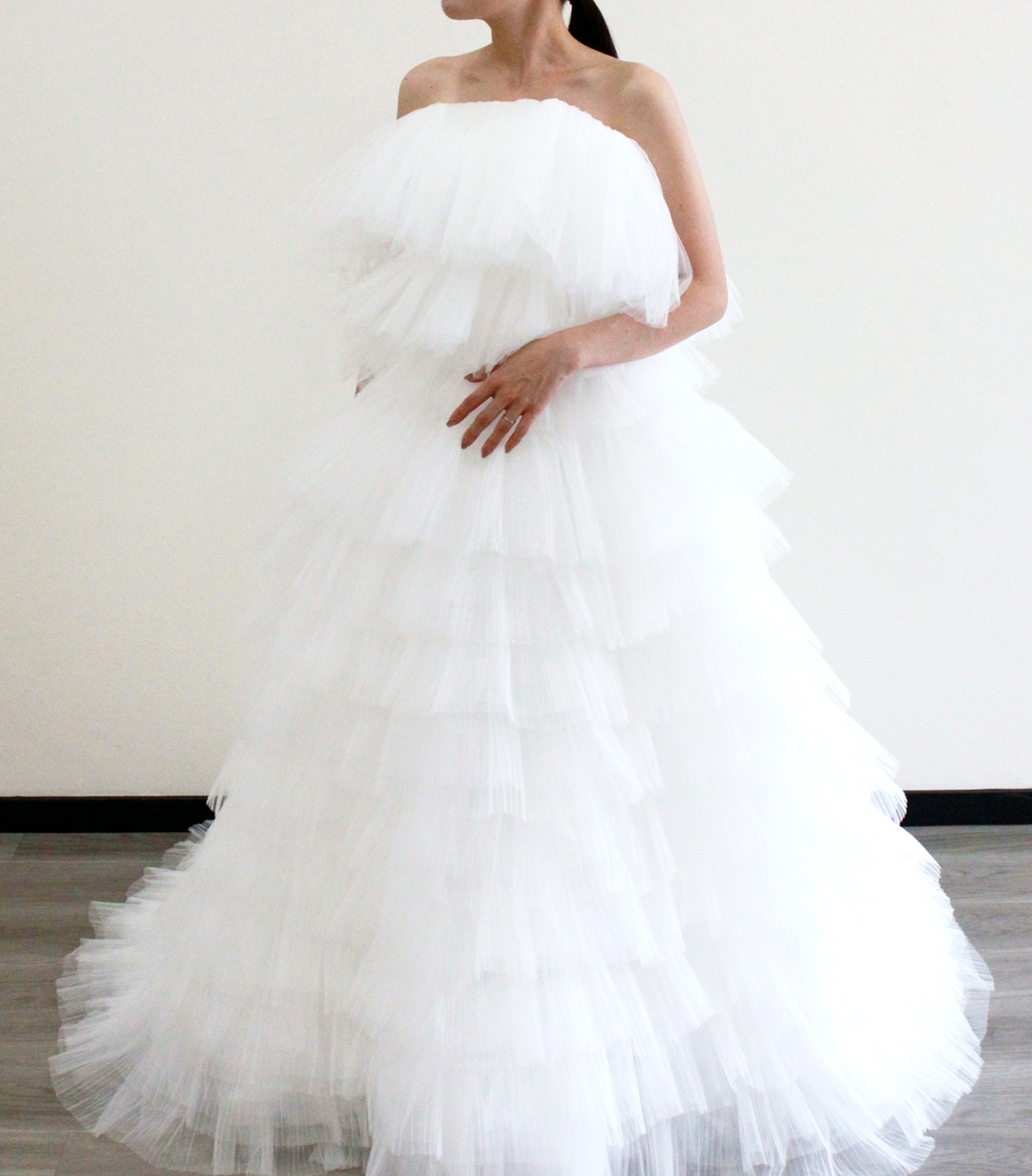 エレガント ウエディングドレス ベアトップ プリーツドレス プリンセスライン 花嫁 前撮り