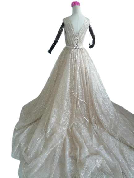 カラードレス 薄シャンパンの色 Vネックドレス ノースリーブ 編み上げ キラキラグリッターチュール ブライダル