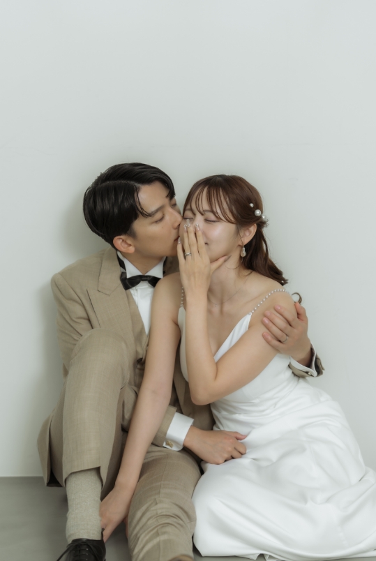  送料無料！実例写真！ウェディングドレス ホワイト キャミソール ショール パール 結婚式　前撮りドレス