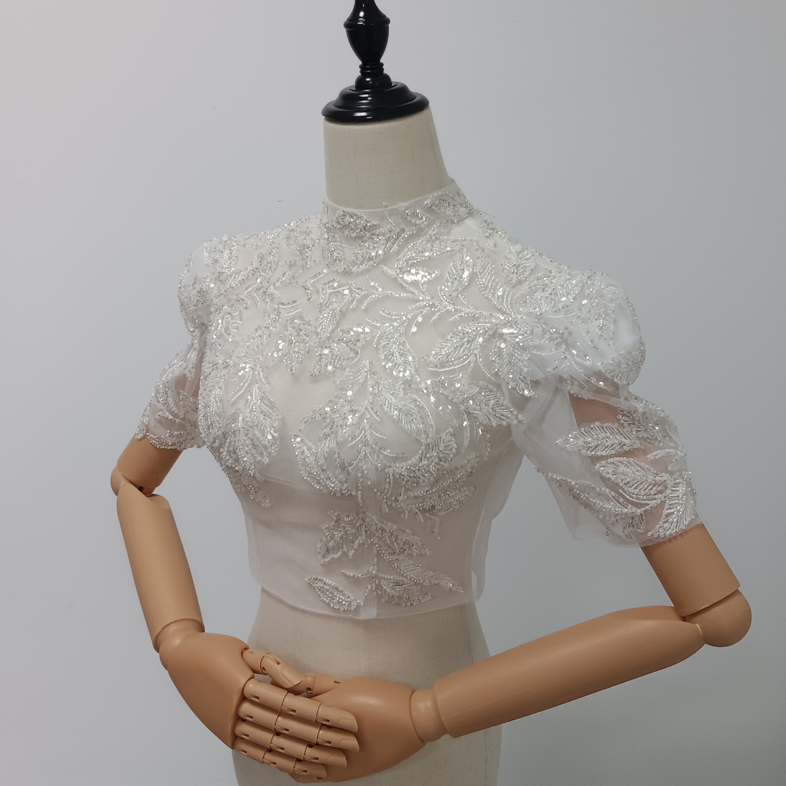 ボレロ キラキラスパンコール 短袖 背中見せ 可愛い 花嫁/ウェディングドレス
