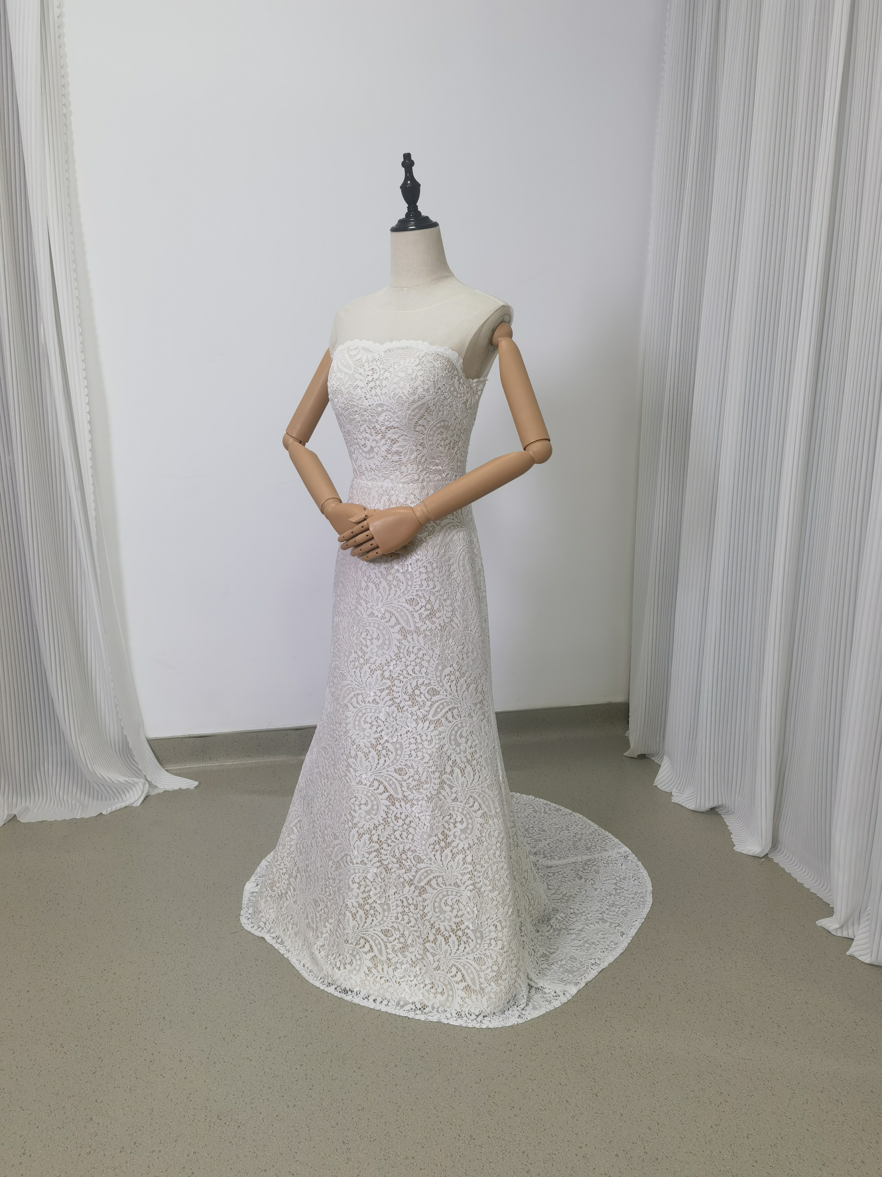 フランス風 ソフトマーメイドライン ウェディングドレス ベアトップ 贅沢な総レース 結婚式/二次会