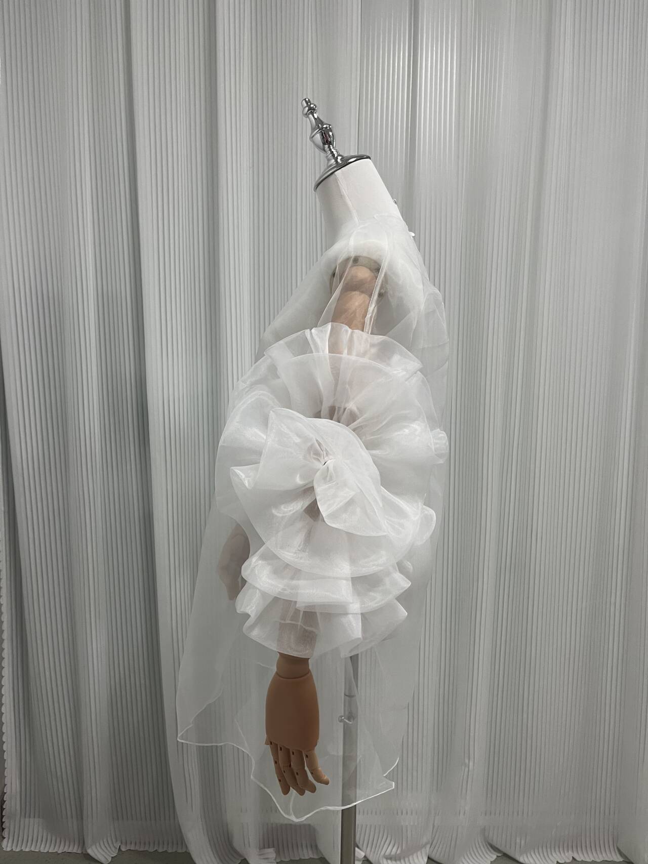 トップス 上質オーガンジー ラッフルフリル ふわふわ袖 色直し 可愛い ウェディングドレス