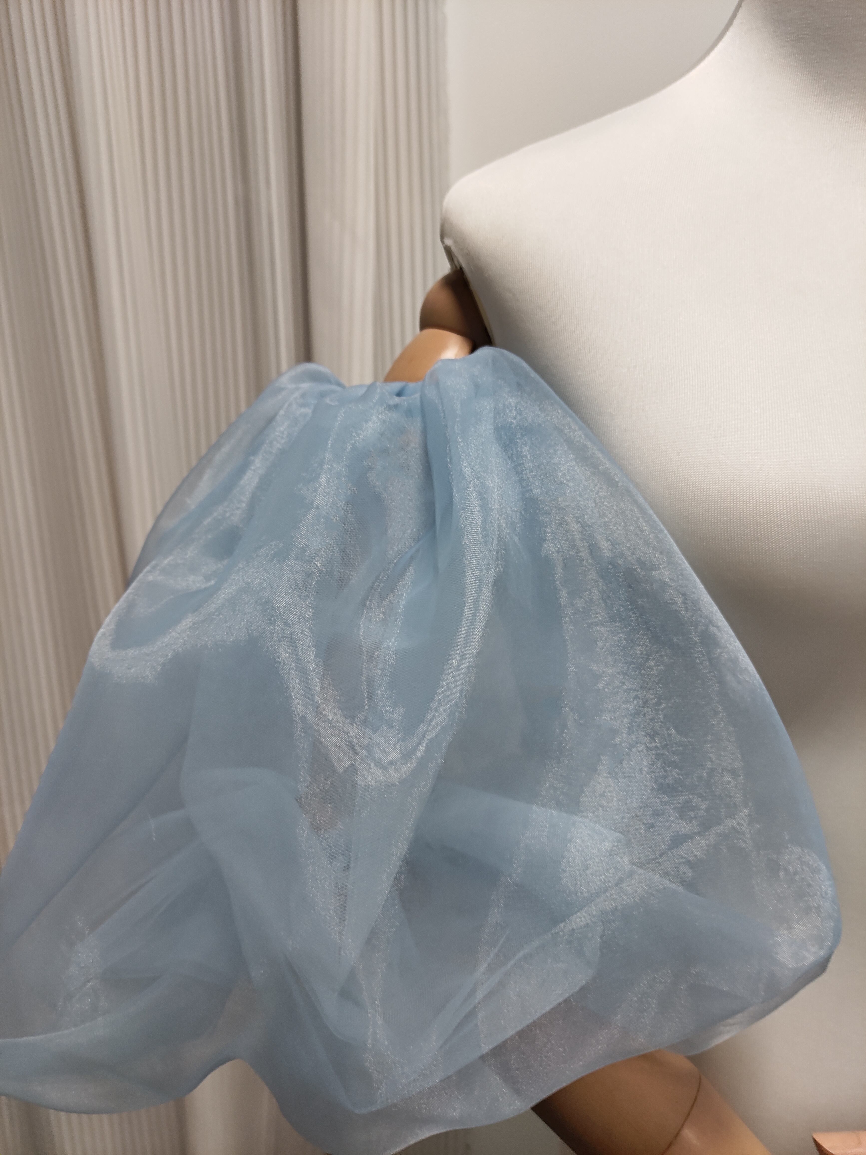 可愛い パフスリーブ 取り外し袖 爽やかで優しいブルー ストレッチ 前撮り