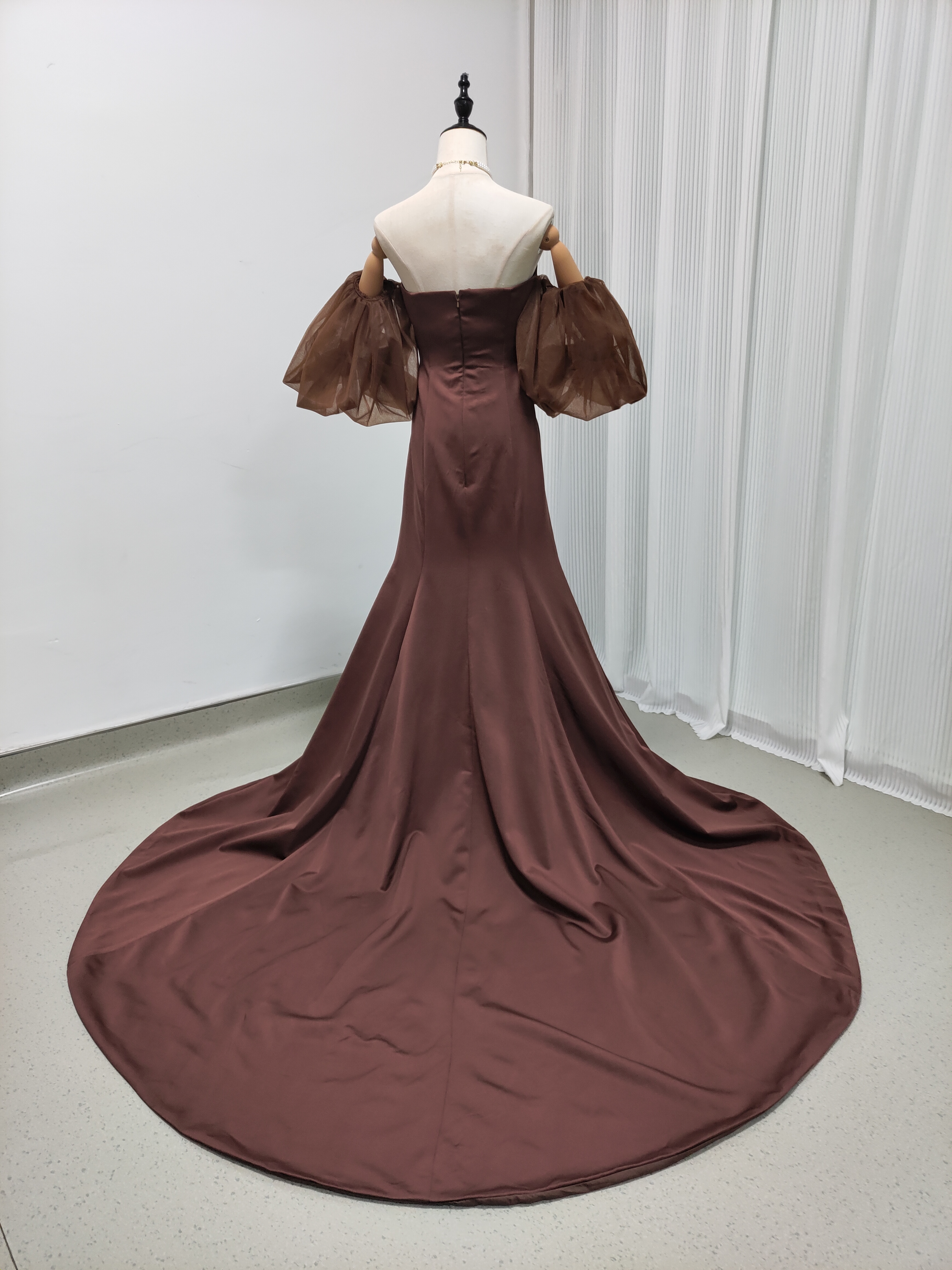 上品！カラードレス コーヒーの色 マーメイドライン ベアトップ パフスリーブ ファスナー 2次会/合コン