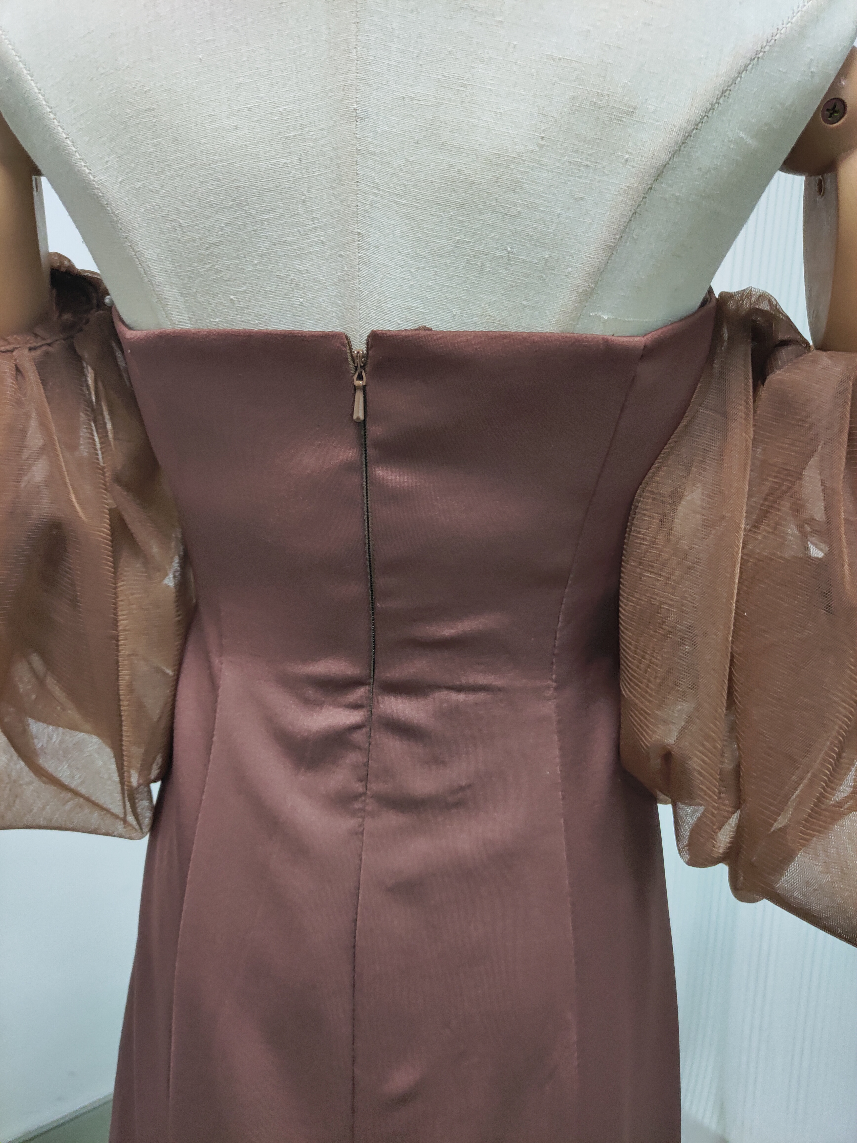 上品！カラードレス コーヒーの色 マーメイドライン ベアトップ パフスリーブ ファスナー 2次会/合コン