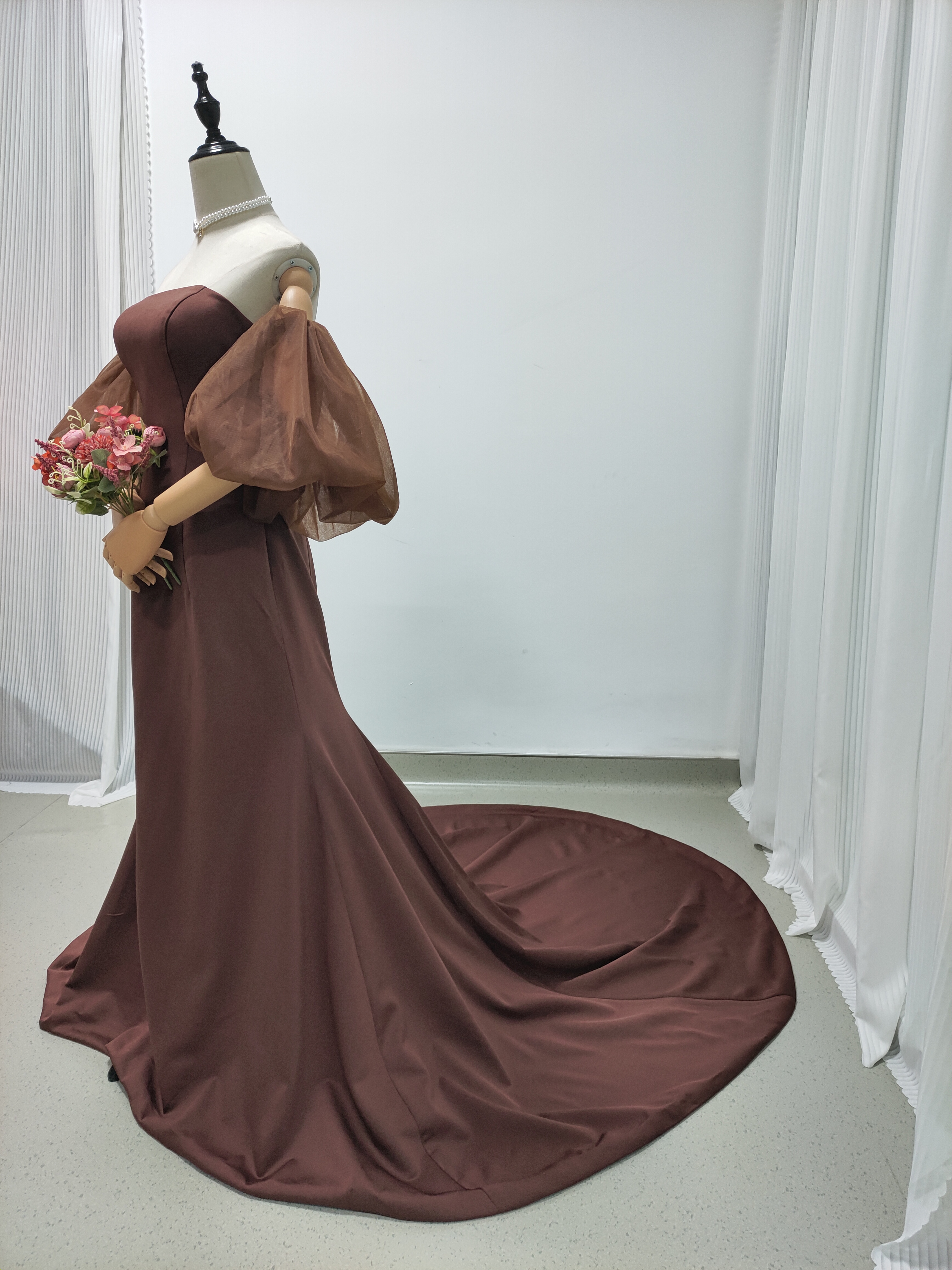 上品！カラードレス コーヒーの色 マーメイドライン ベアトップ パフスリーブ ファスナー 2次会/合コン