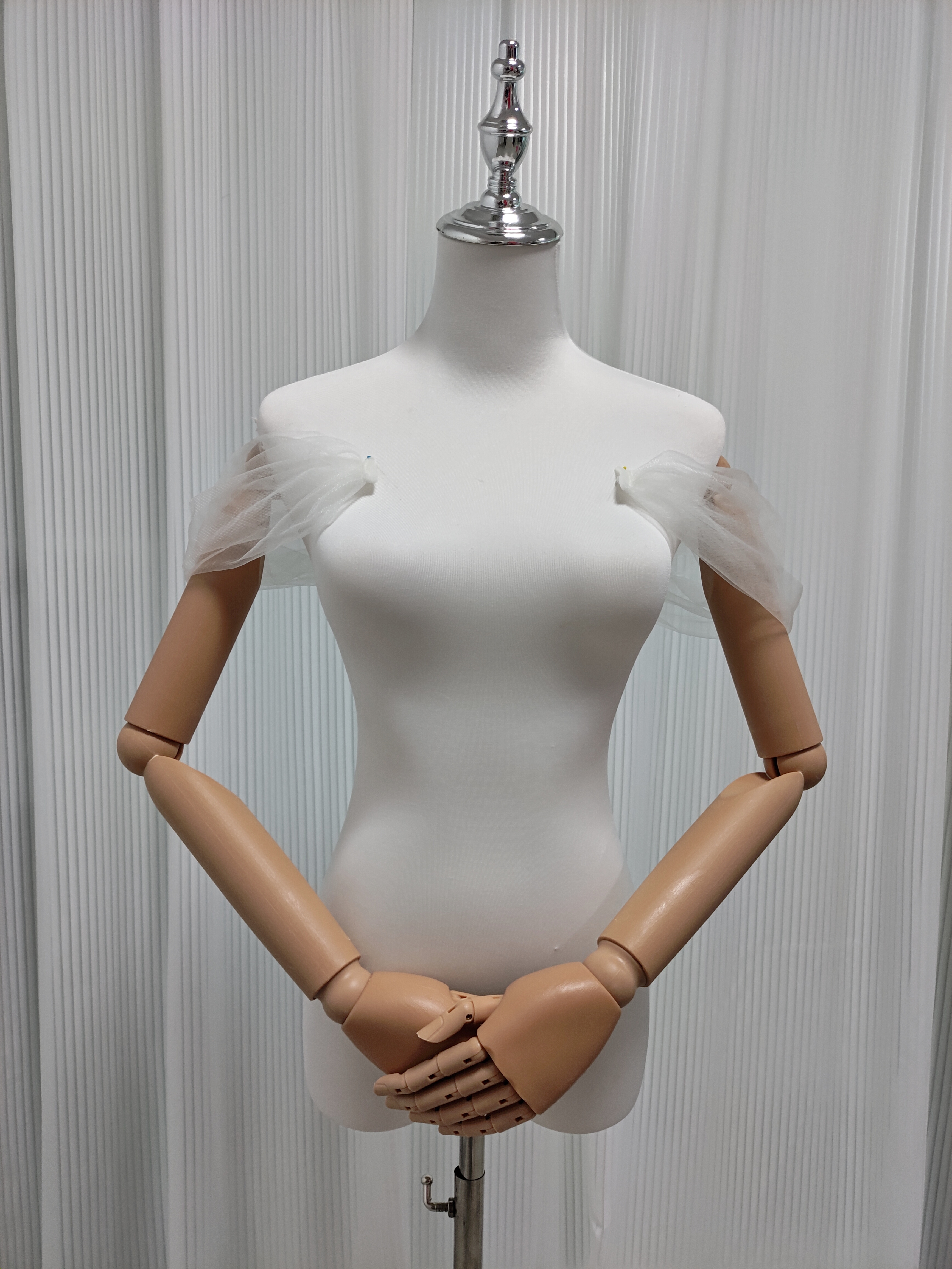 取り外しオフショルダー オフホワイト 可愛い シースルー 花嫁/ウェディングドレス