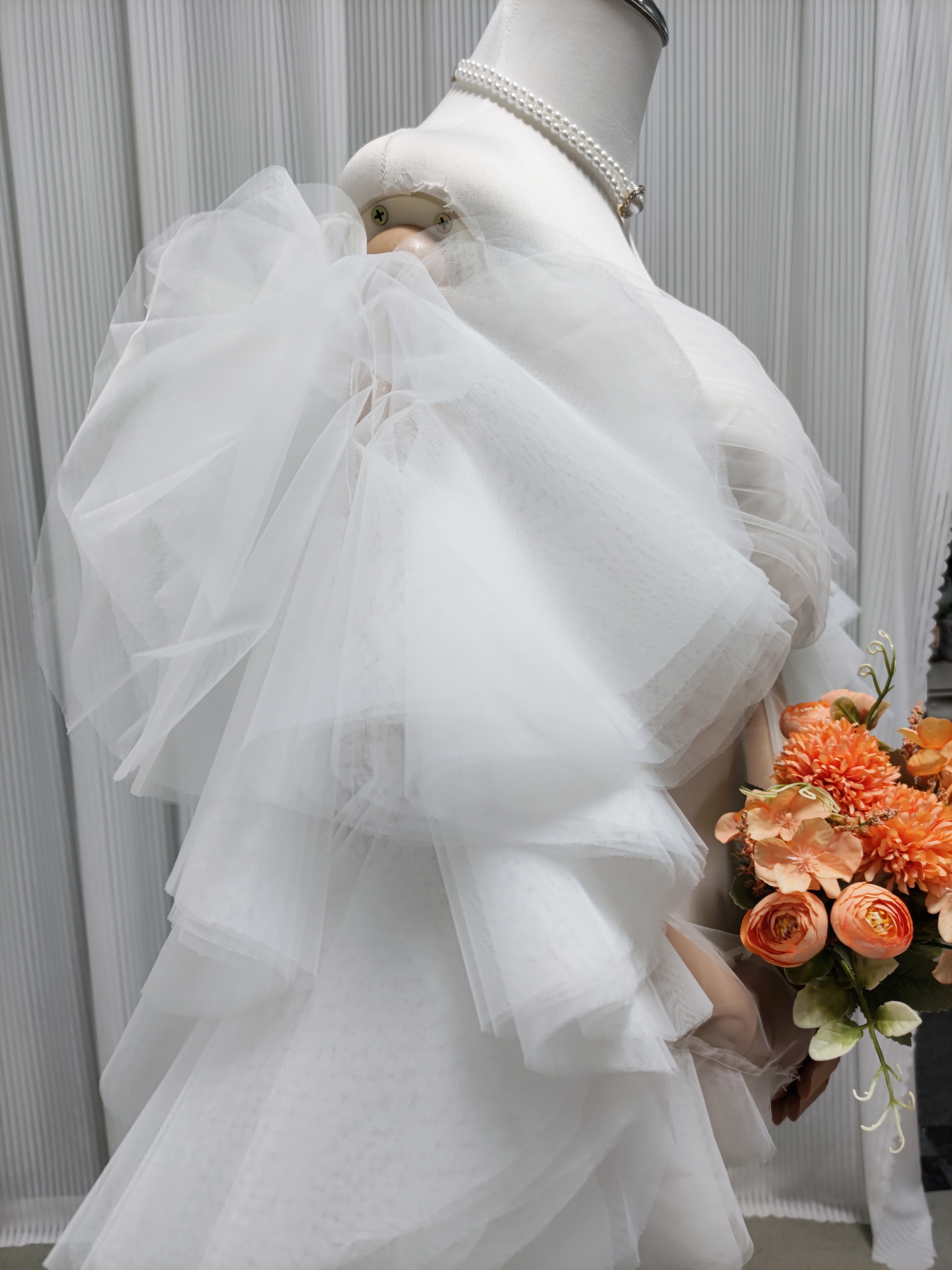 シアーな美しさ ソフトチュール トップス オフショルダー ラッフルフリル 結婚式/披露宴