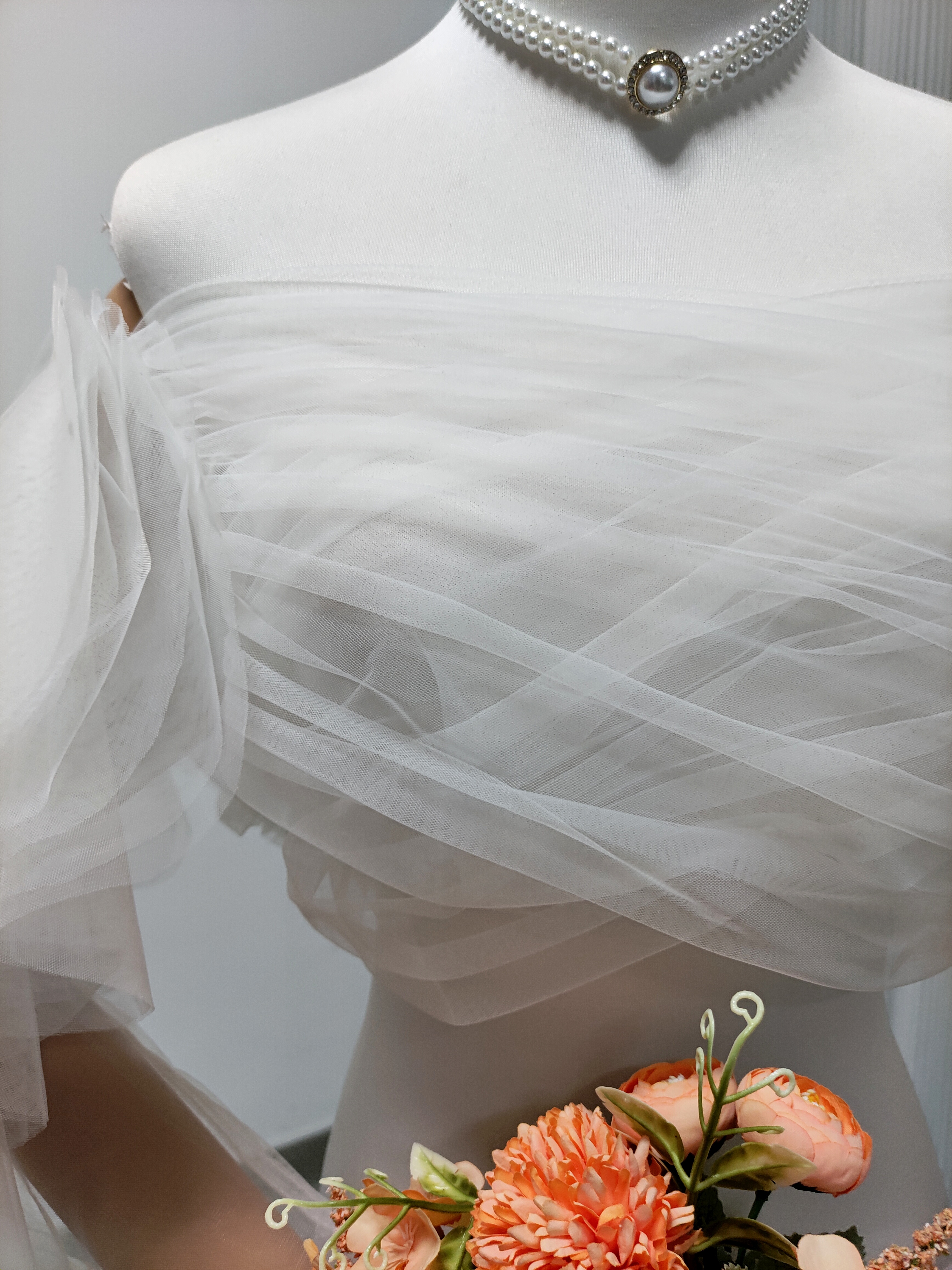 シアーな美しさ ソフトチュール トップス オフショルダー ラッフルフリル 結婚式/披露宴