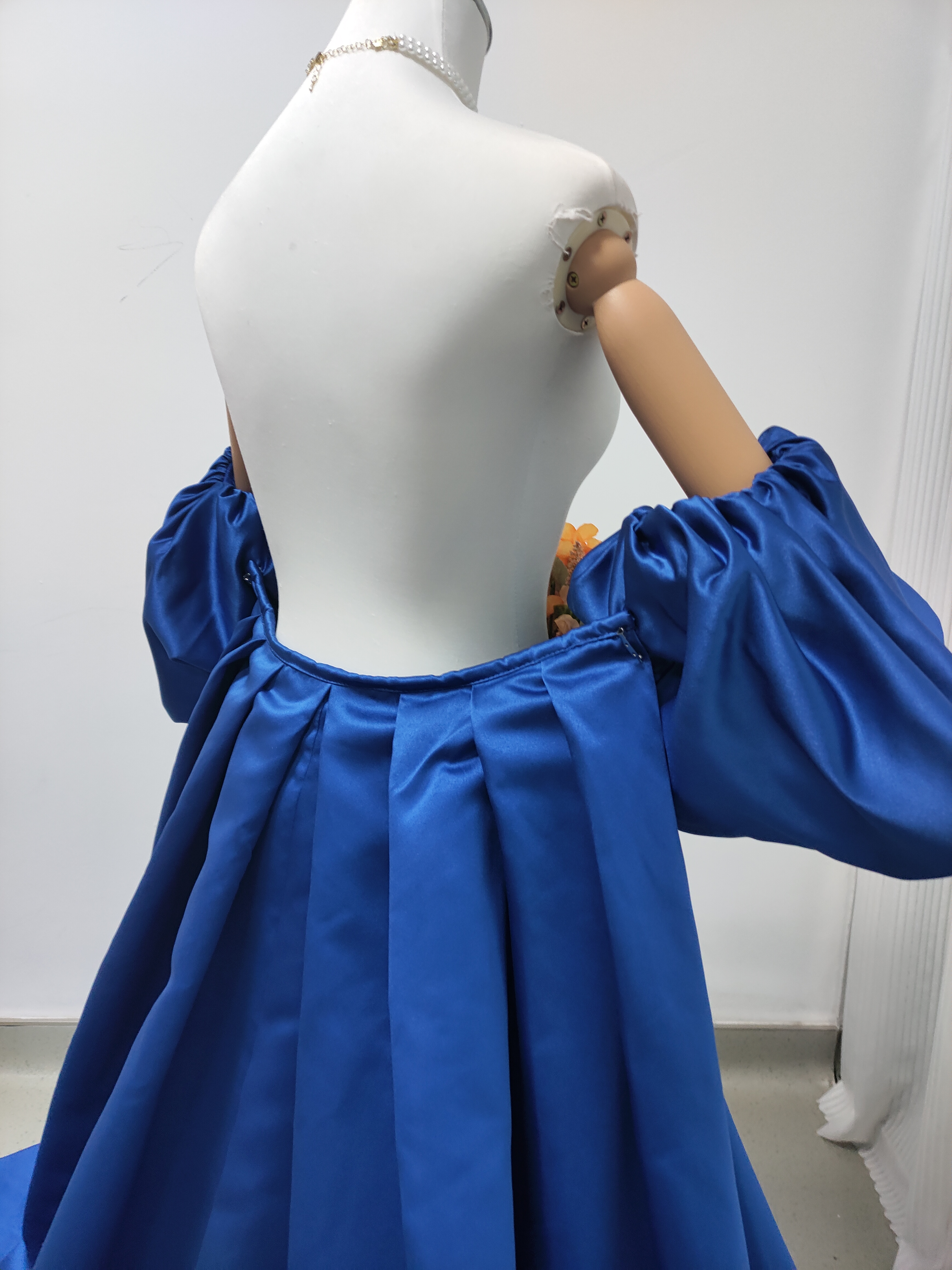 エレガント マント パフスリーブ ジュエルブルー デザイン感 ブライダル 前撮り