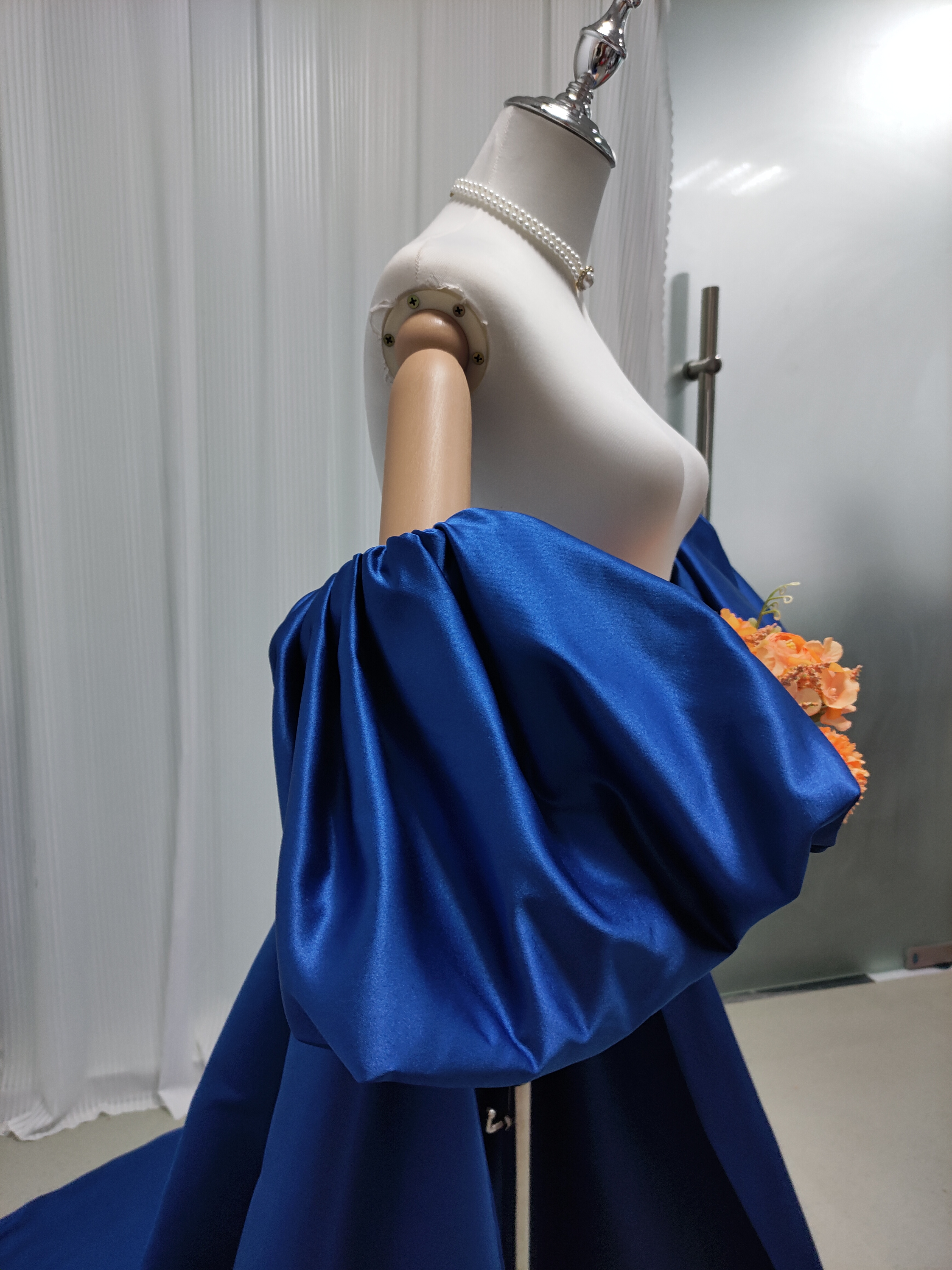 エレガント マント パフスリーブ ジュエルブルー デザイン感 ブライダル 前撮り