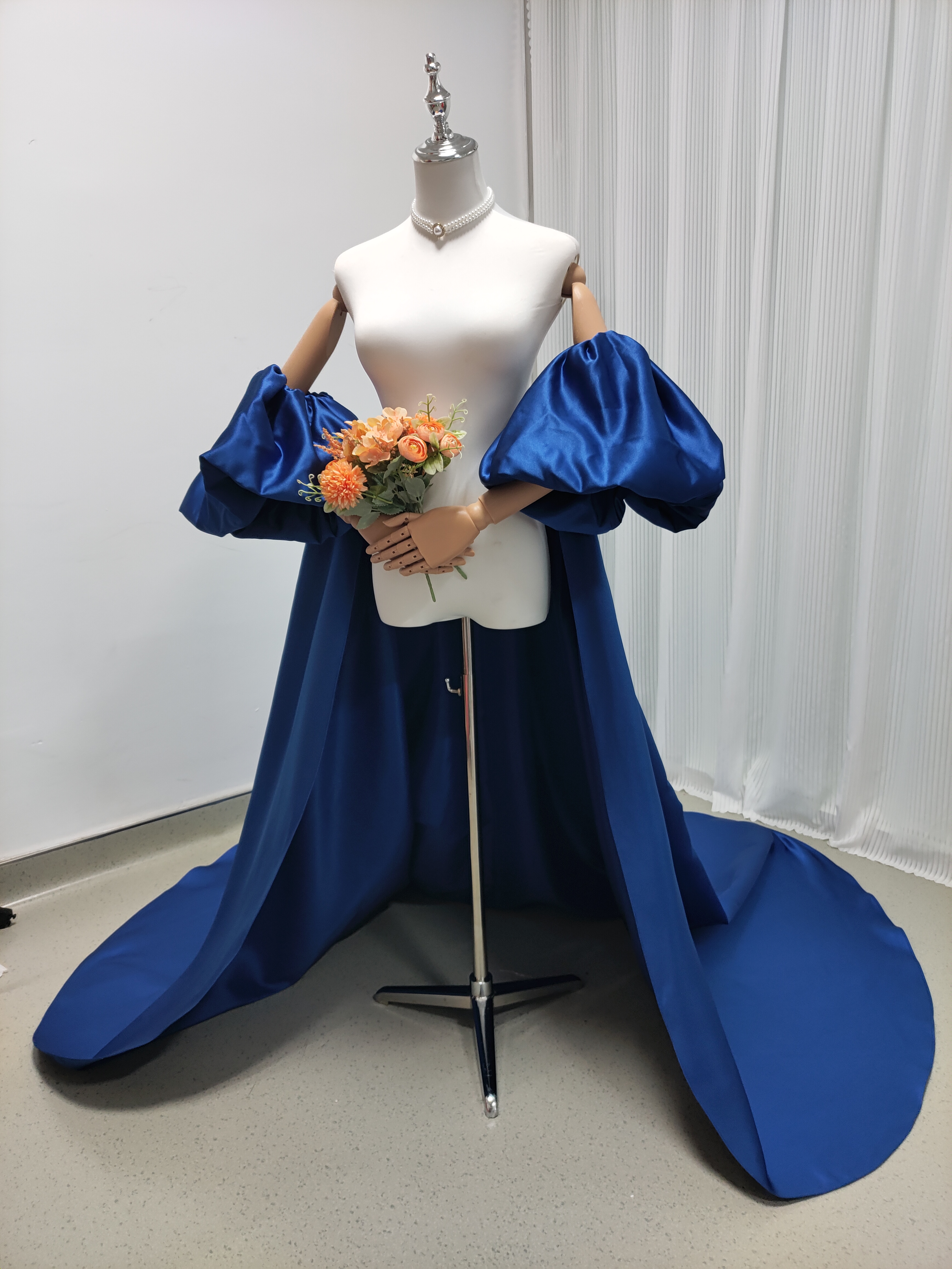 エレガント マント パフスリーブ ジュエルブルー デザイン感 ブライダル 前撮り